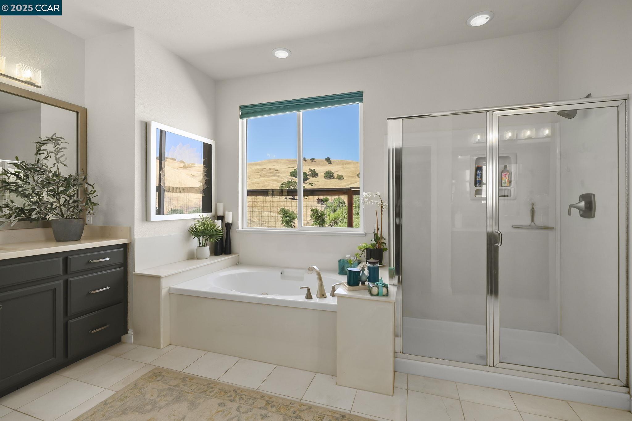 Detail Gallery Image 26 of 60 For 5351 Aspenwood Ct, Concord,  CA 94521 - 4 Beds | 3/1 Baths