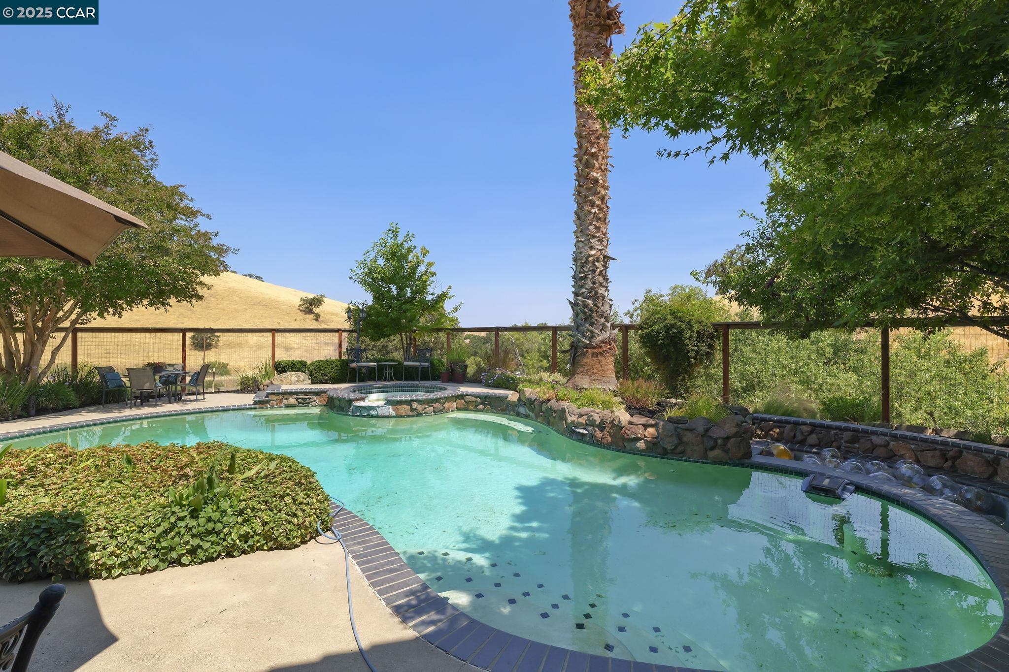 Detail Gallery Image 40 of 60 For 5351 Aspenwood Ct, Concord,  CA 94521 - 4 Beds | 3/1 Baths