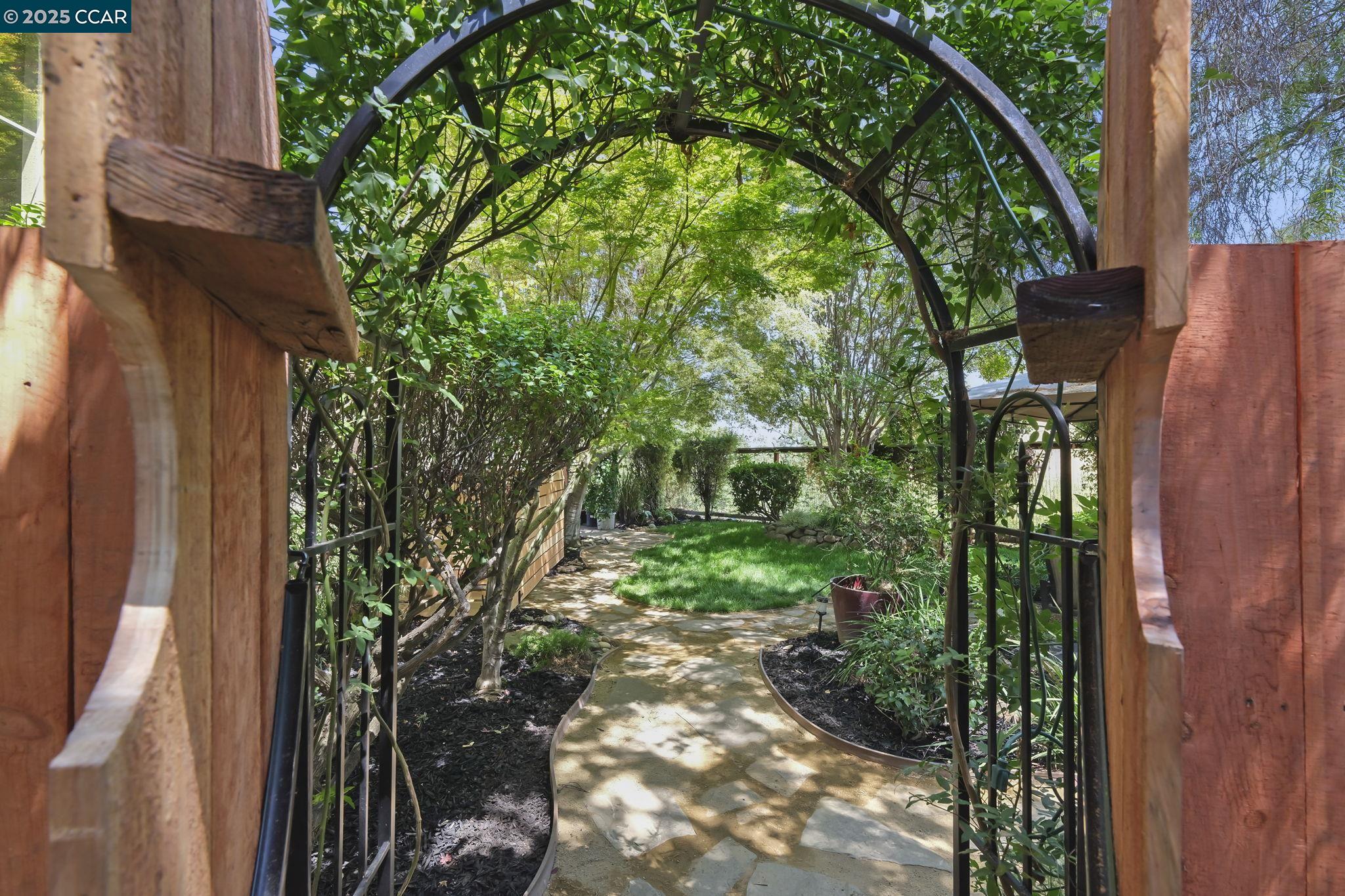 Detail Gallery Image 45 of 60 For 5351 Aspenwood Ct, Concord,  CA 94521 - 4 Beds | 3/1 Baths