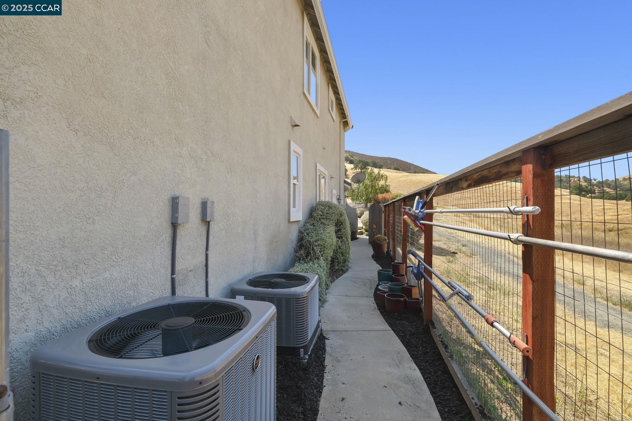 Detail Gallery Image 49 of 60 For 5351 Aspenwood Ct, Concord,  CA 94521 - 4 Beds | 3/1 Baths