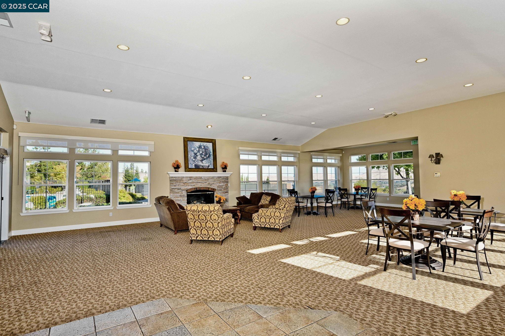 Detail Gallery Image 58 of 60 For 5351 Aspenwood Ct, Concord,  CA 94521 - 4 Beds | 3/1 Baths