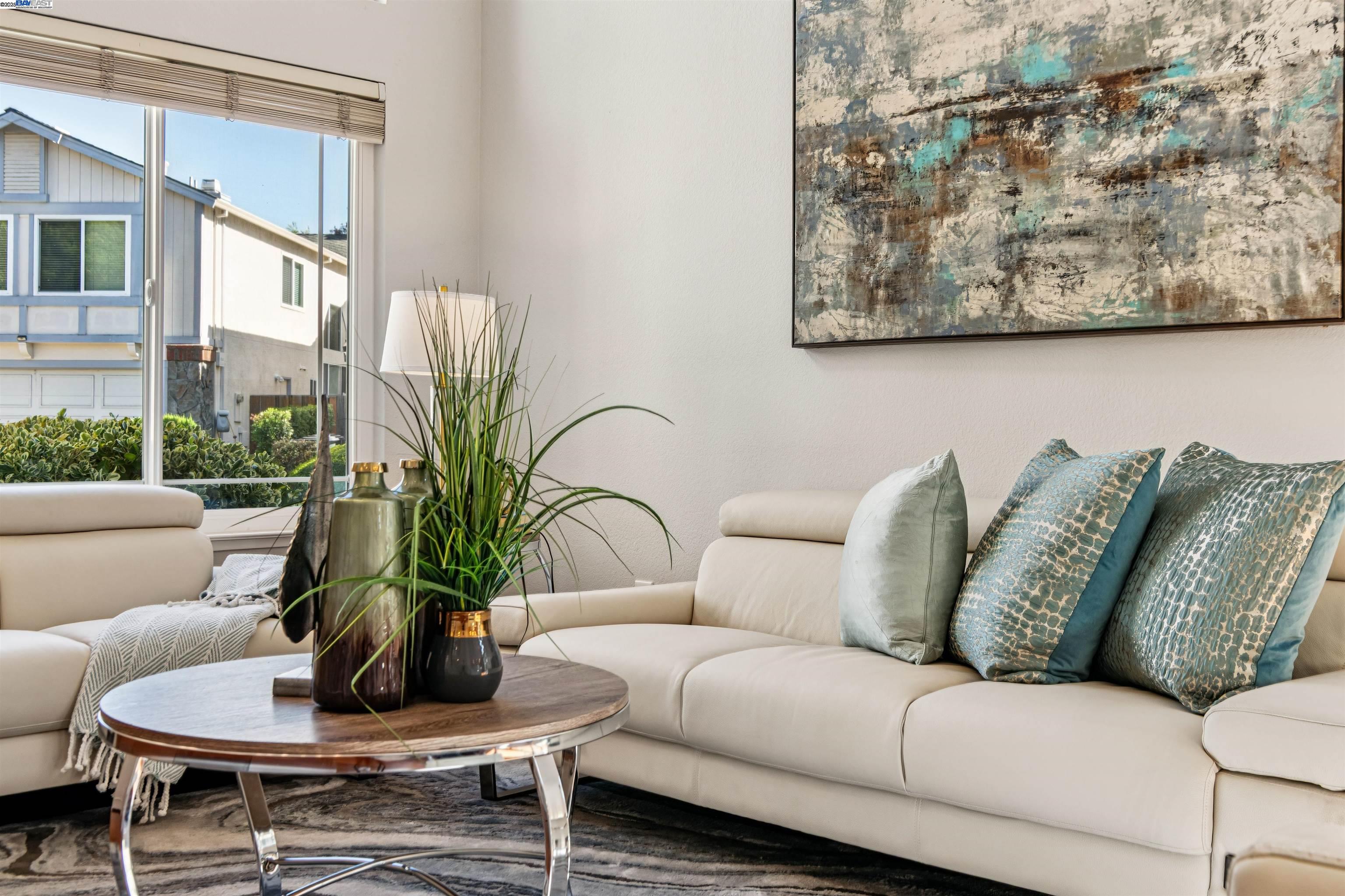 Detail Gallery Image 2 of 60 For 6321 Camino Del Lago, Pleasanton,  CA 94566 - 4 Beds | 2/1 Baths