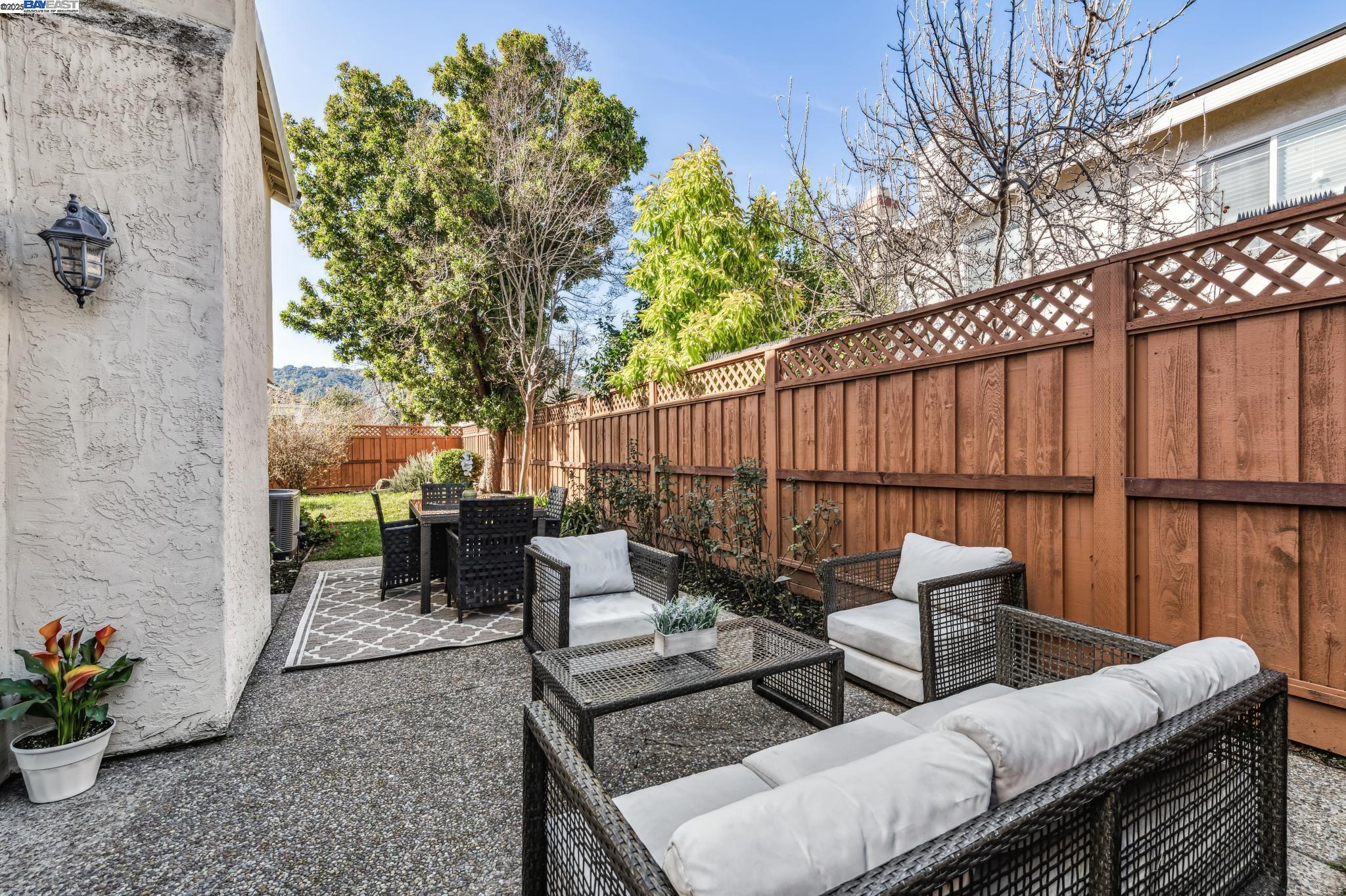 Detail Gallery Image 43 of 60 For 6321 Camino Del Lago, Pleasanton,  CA 94566 - 4 Beds | 2/1 Baths