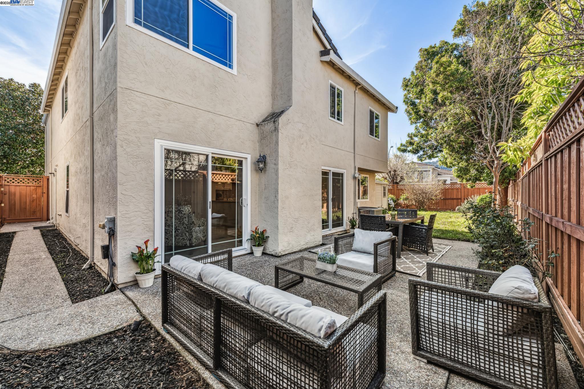 Detail Gallery Image 44 of 60 For 6321 Camino Del Lago, Pleasanton,  CA 94566 - 4 Beds | 2/1 Baths