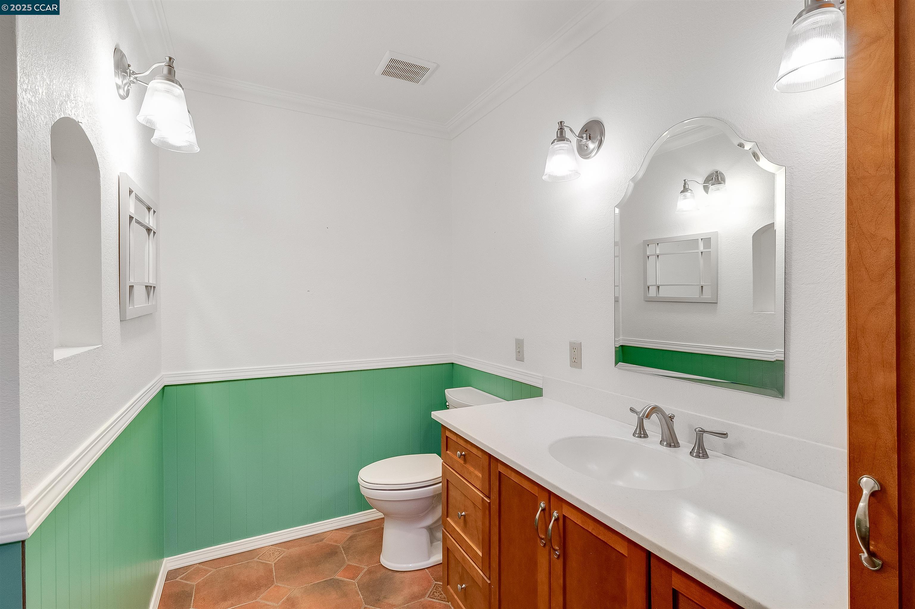 Detail Gallery Image 17 of 60 For 1878 Denkinger Rd, Concord,  CA 94521 - 4 Beds | 3/1 Baths