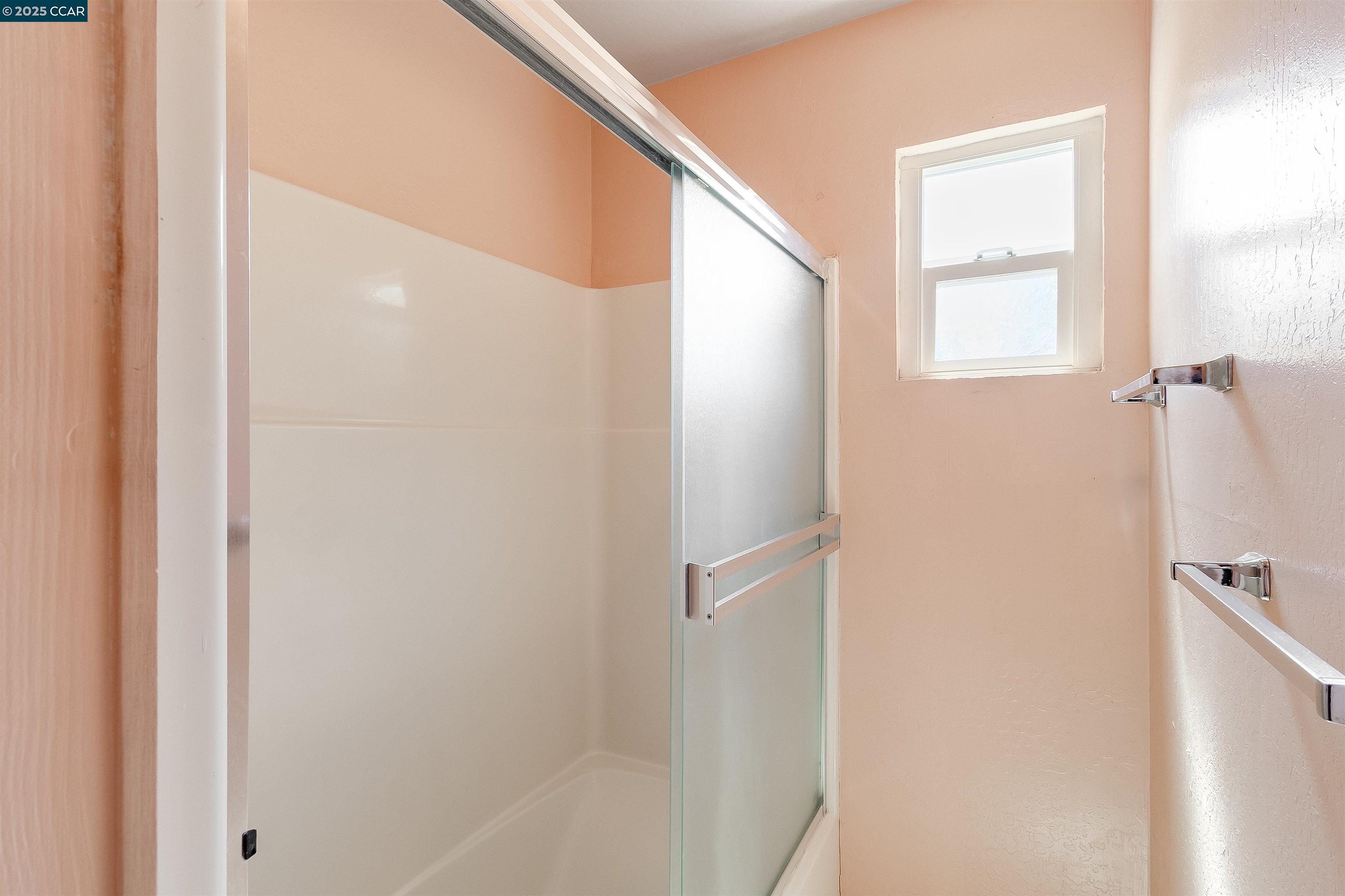 Detail Gallery Image 23 of 60 For 1878 Denkinger Rd, Concord,  CA 94521 - 4 Beds | 3/1 Baths