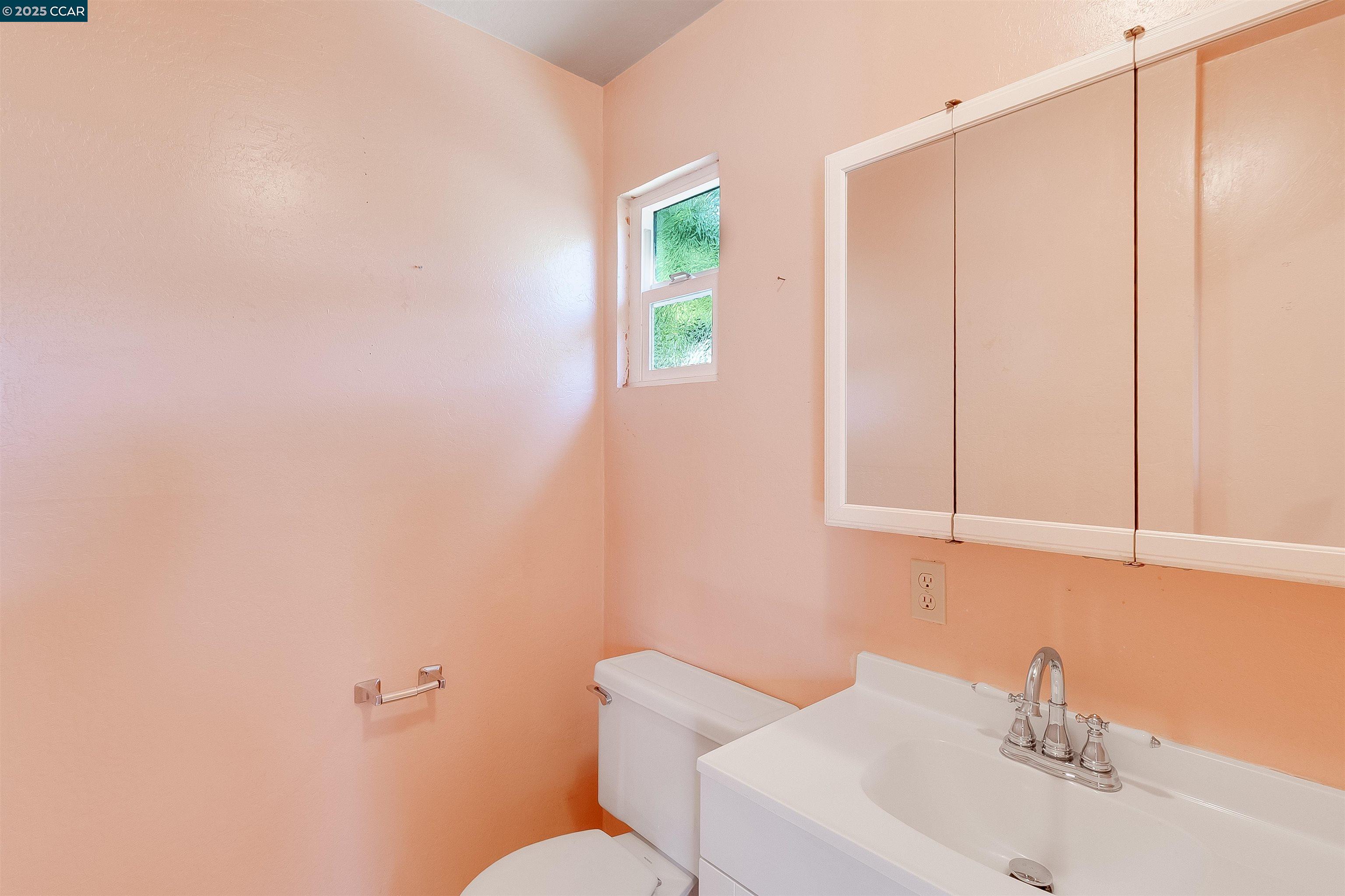 Detail Gallery Image 24 of 60 For 1878 Denkinger Rd, Concord,  CA 94521 - 4 Beds | 3/1 Baths