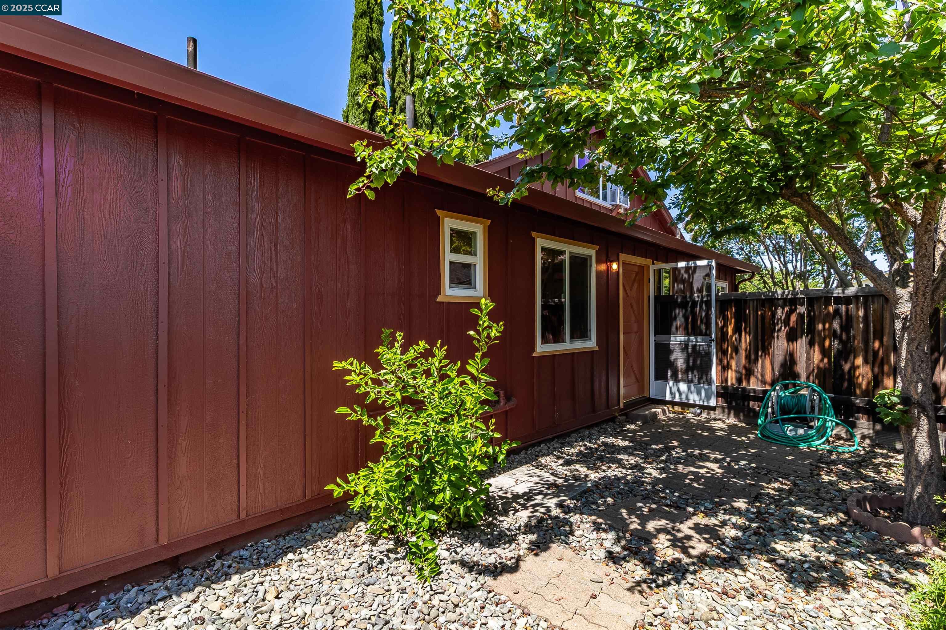 Detail Gallery Image 43 of 60 For 1878 Denkinger Rd, Concord,  CA 94521 - 4 Beds | 3/1 Baths