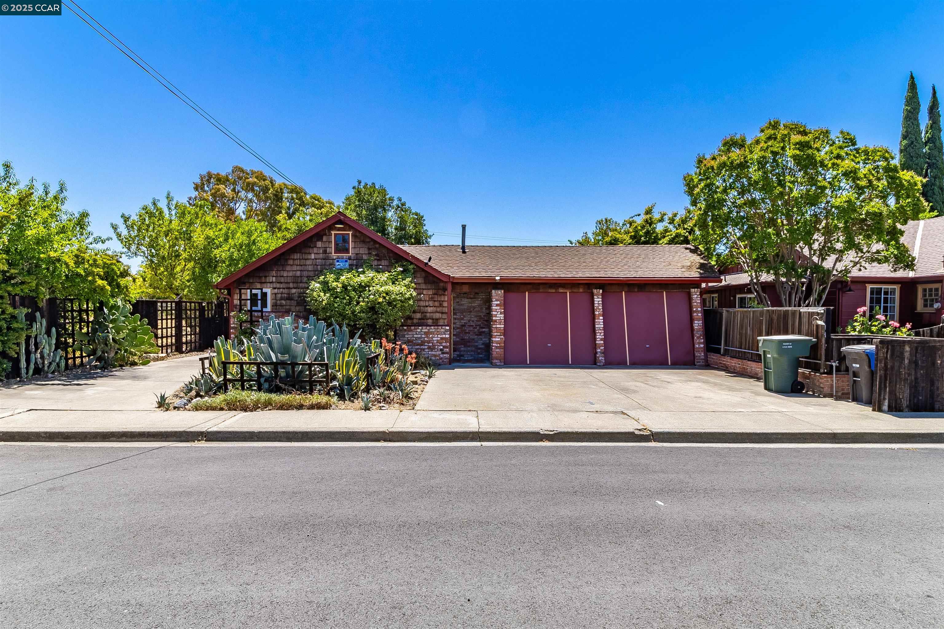 Detail Gallery Image 46 of 60 For 1878 Denkinger Rd, Concord,  CA 94521 - 4 Beds | 3/1 Baths