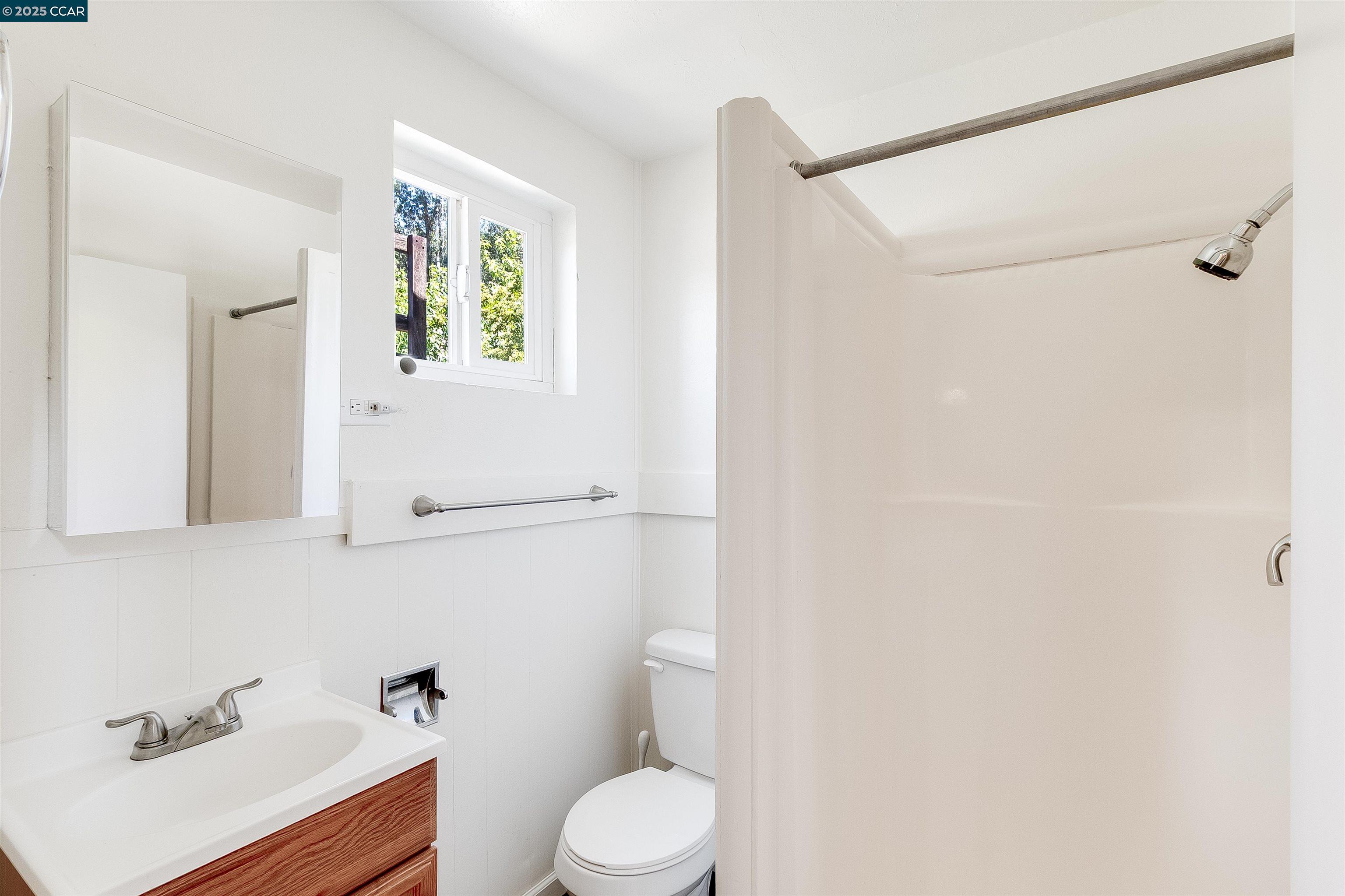 Detail Gallery Image 52 of 60 For 1878 Denkinger Rd, Concord,  CA 94521 - 4 Beds | 3/1 Baths