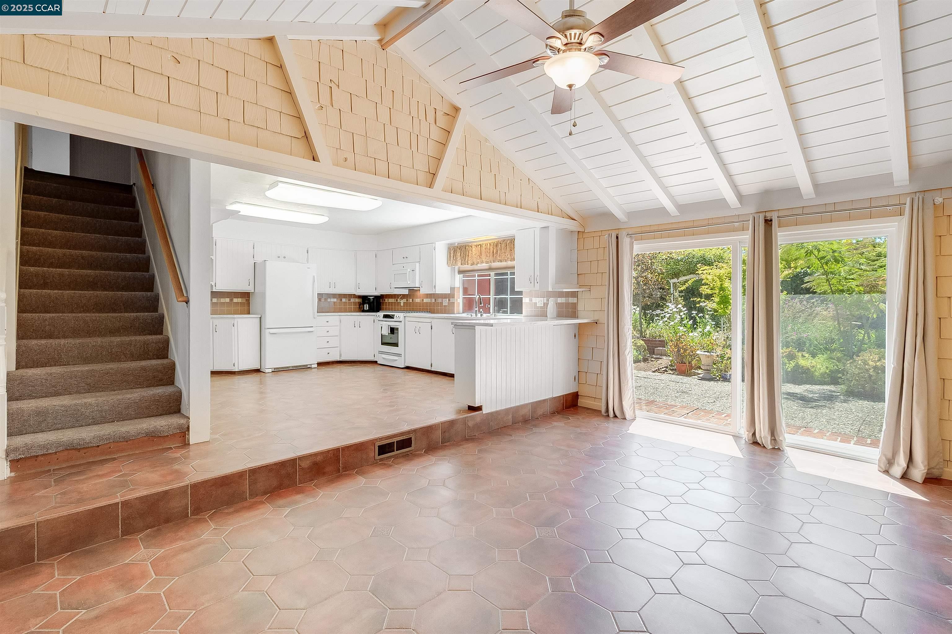 Detail Gallery Image 8 of 60 For 1878 Denkinger Rd, Concord,  CA 94521 - 4 Beds | 3/1 Baths