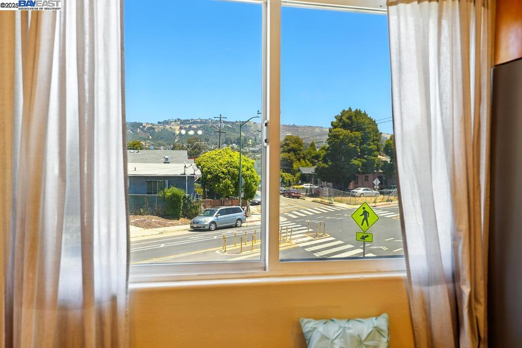 Detail Gallery Image 29 of 50 For 2593 62nd Ave, Oakland,  CA 94605 - – Beds | – Baths
