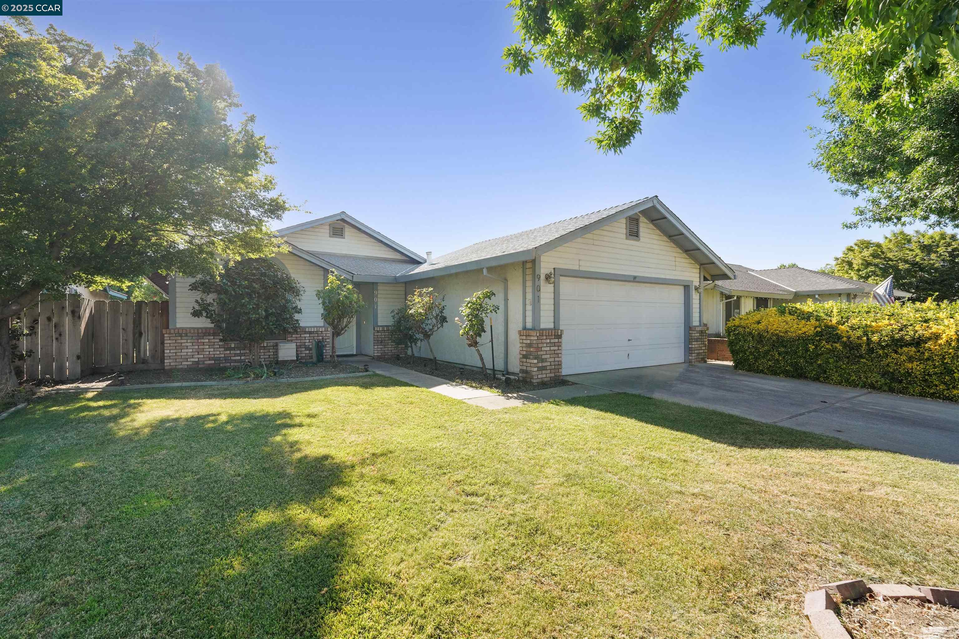 Detail Gallery Image 46 of 46 For 901 Mercy Ave, Modesto,  CA 95358-1470 - 3 Beds | 2 Baths