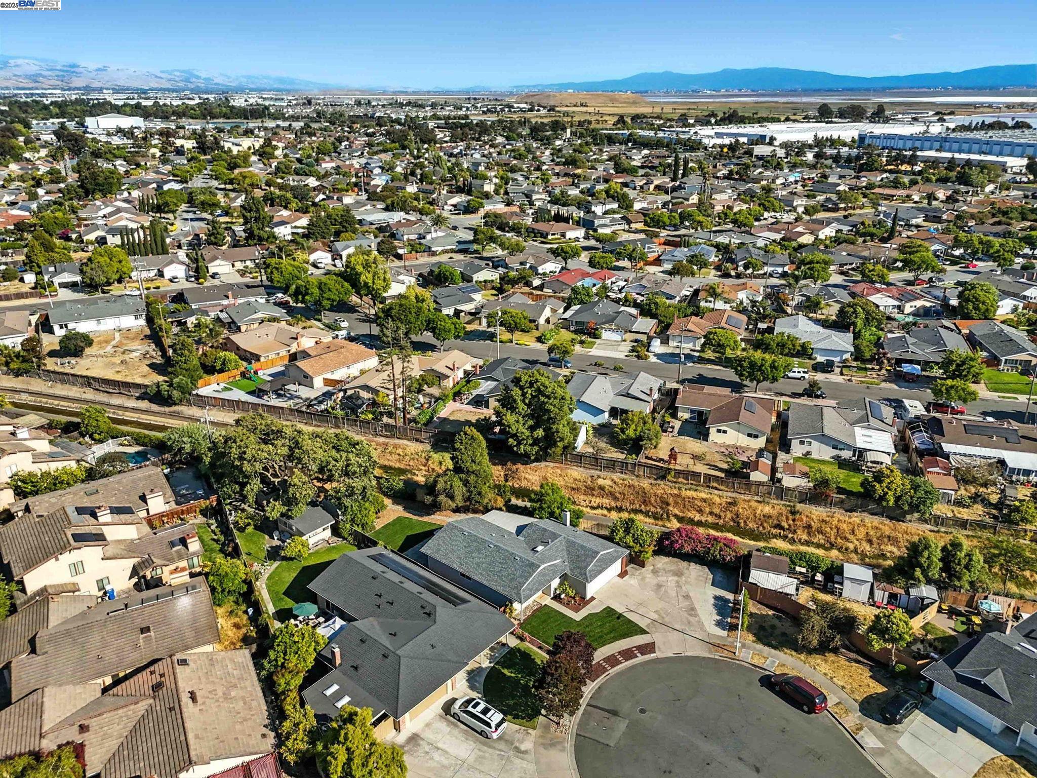 Detail Gallery Image 31 of 38 For 6252 Escallonia Ct, Newark,  CA 94560 - 3 Beds | 2 Baths