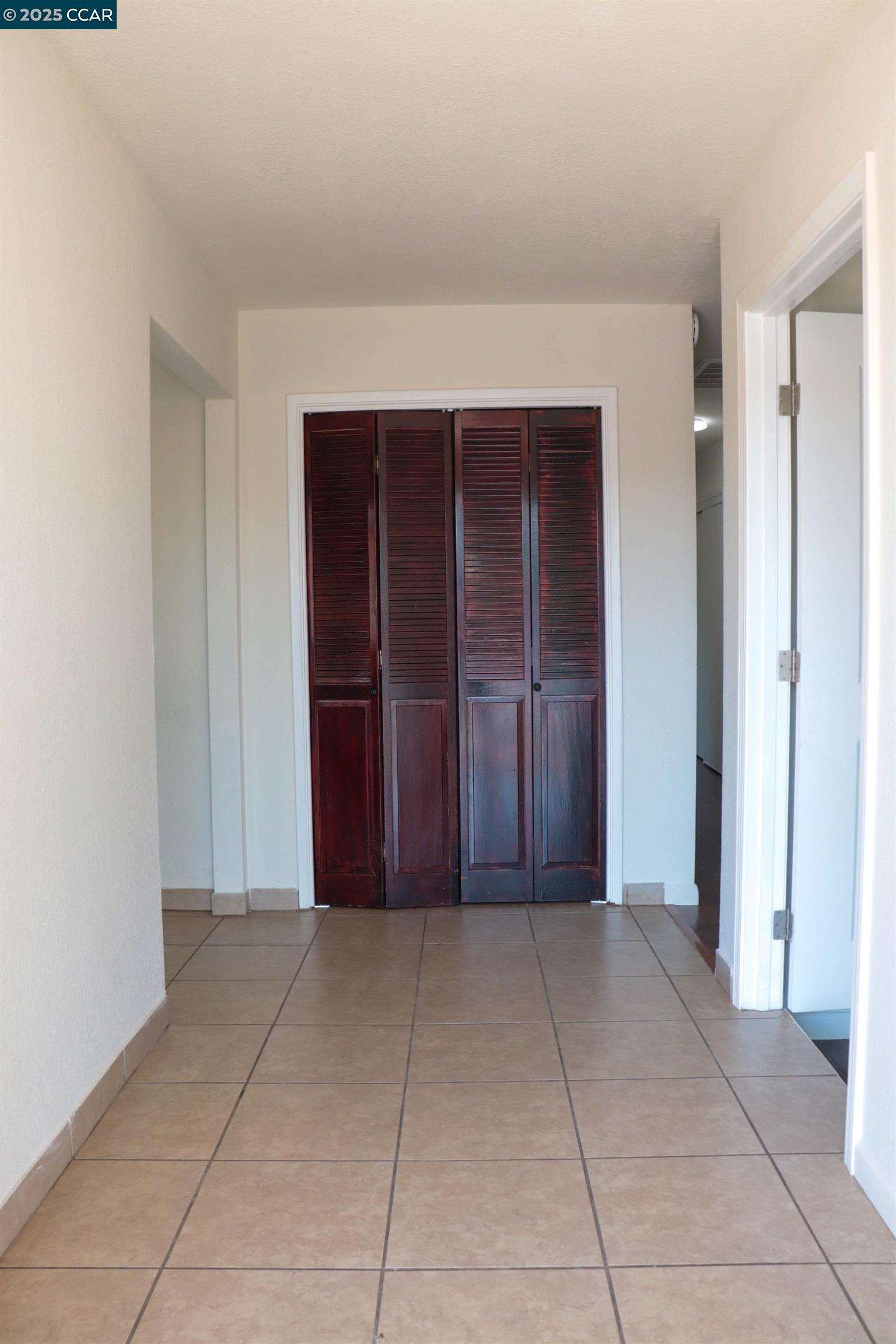 Detail Gallery Image 13 of 46 For 3804 Malibu, Pittsburg,  CA 94565 - 4 Beds | 2 Baths