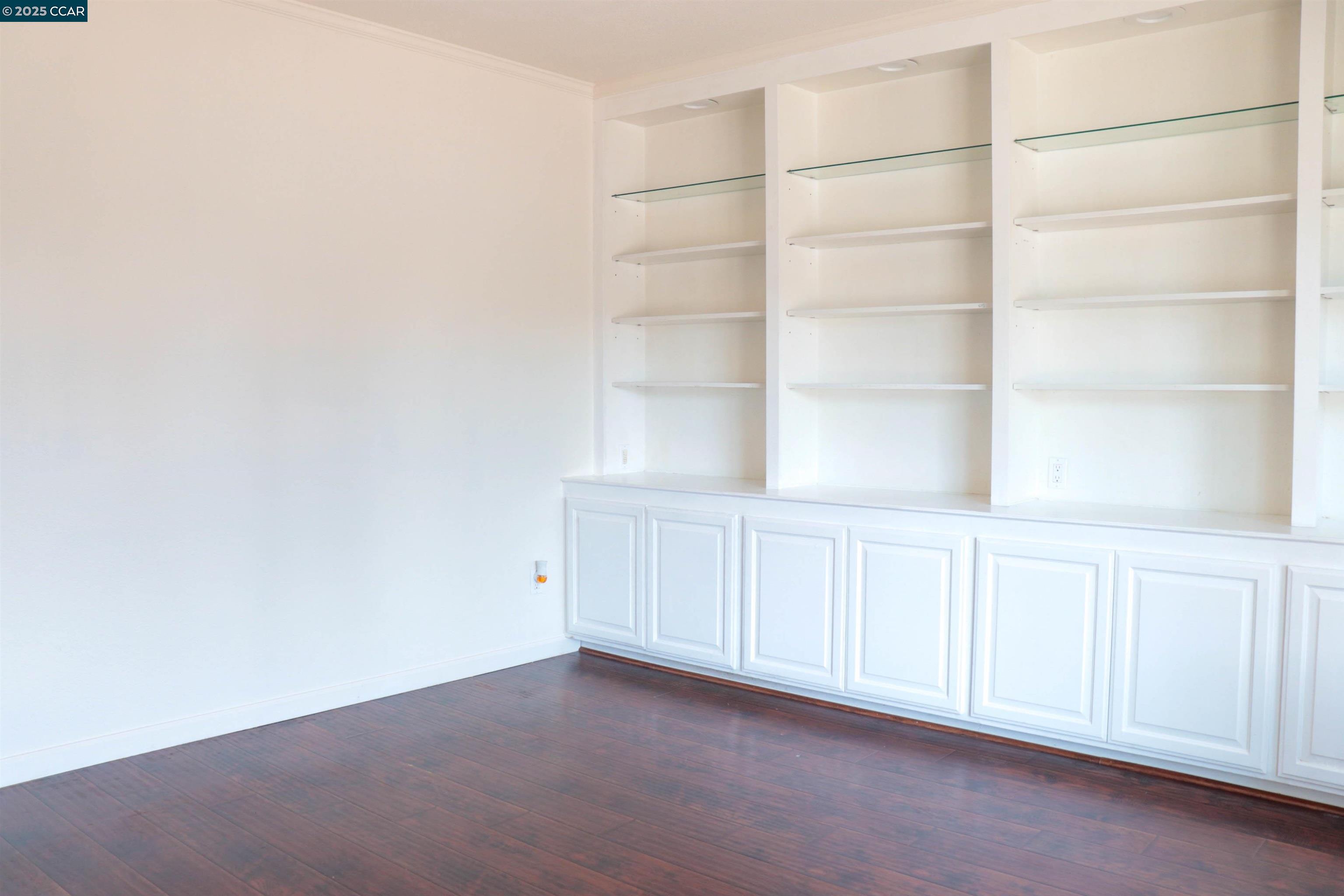 Detail Gallery Image 16 of 46 For 3804 Malibu, Pittsburg,  CA 94565 - 4 Beds | 2 Baths