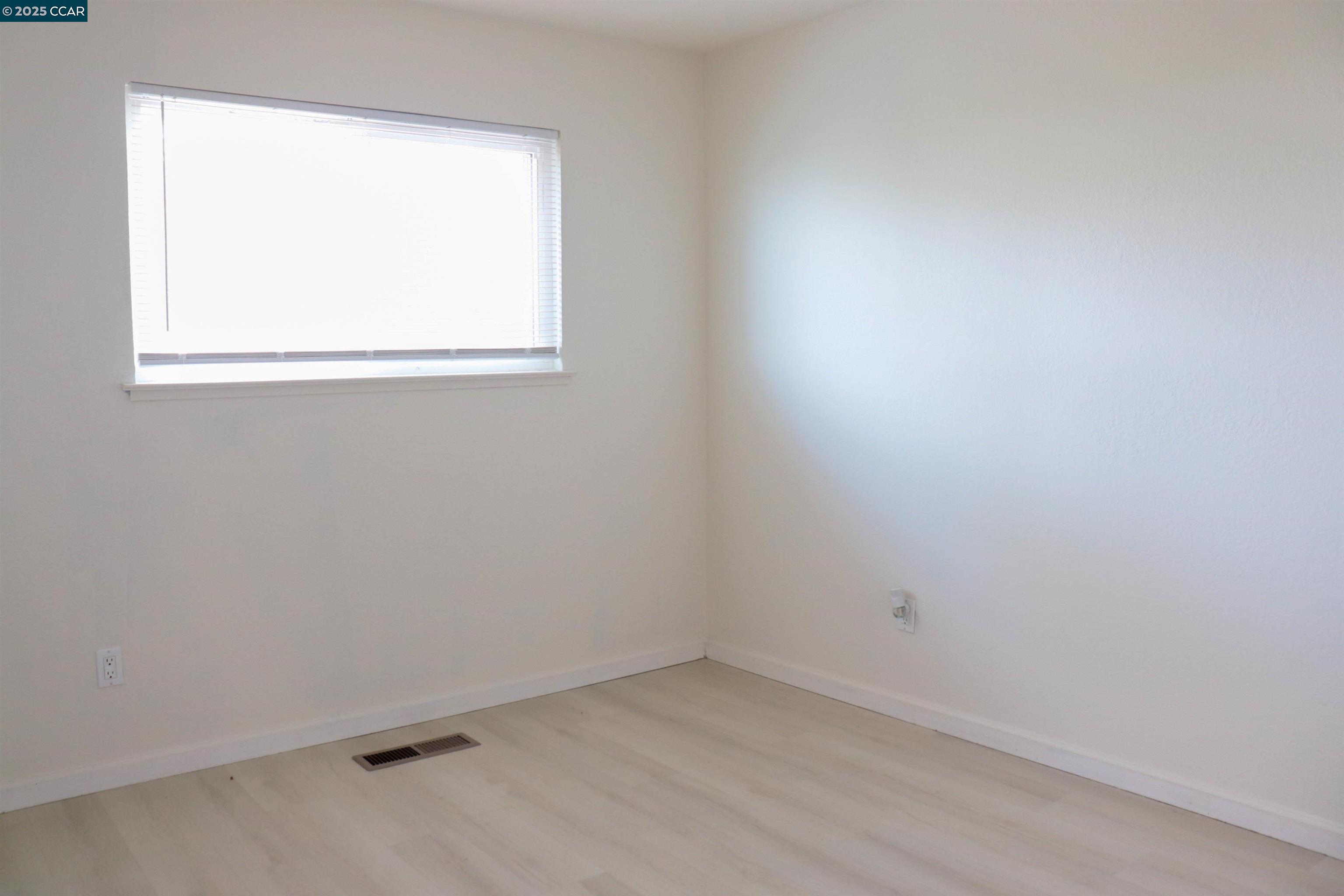 Detail Gallery Image 23 of 46 For 3804 Malibu, Pittsburg,  CA 94565 - 4 Beds | 2 Baths