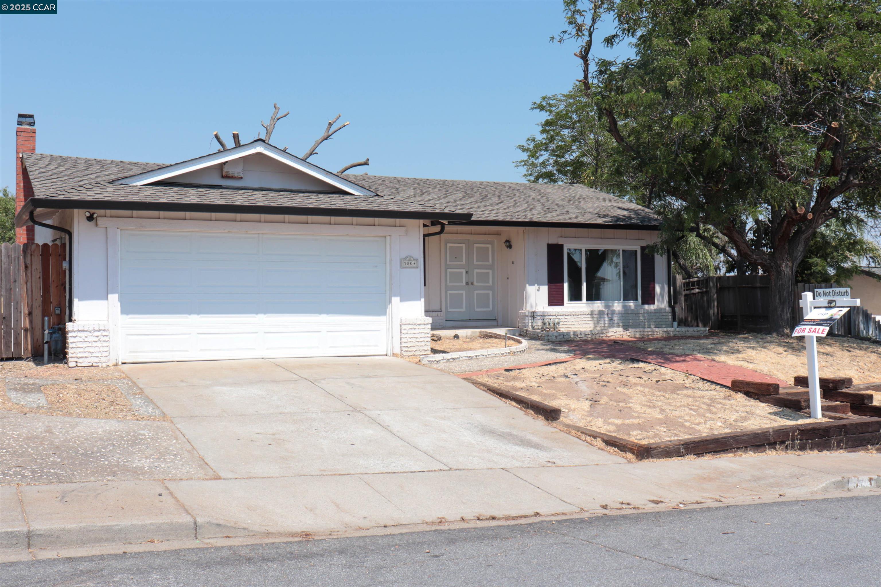 Detail Gallery Image 5 of 46 For 3804 Malibu, Pittsburg,  CA 94565 - 4 Beds | 2 Baths
