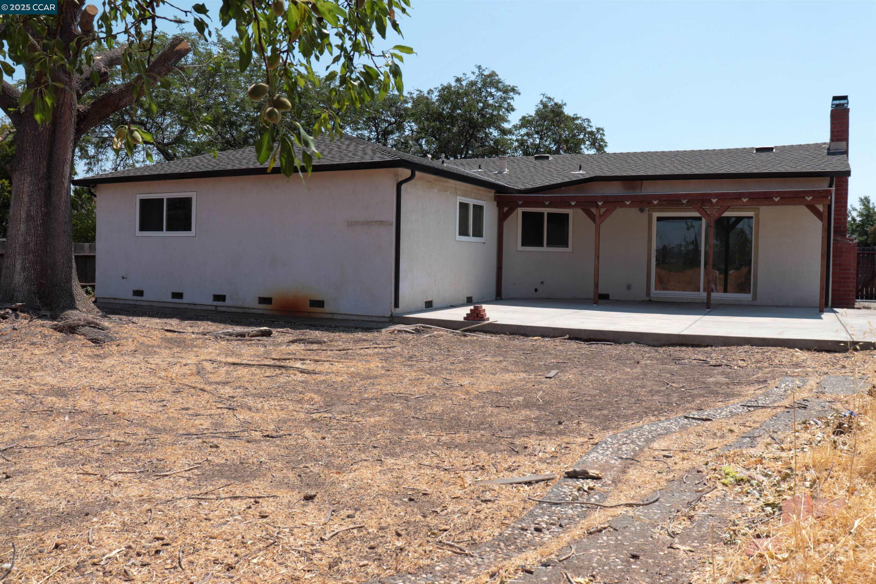 Detail Gallery Image 43 of 46 For 3804 Malibu, Pittsburg,  CA 94565 - 4 Beds | 2 Baths