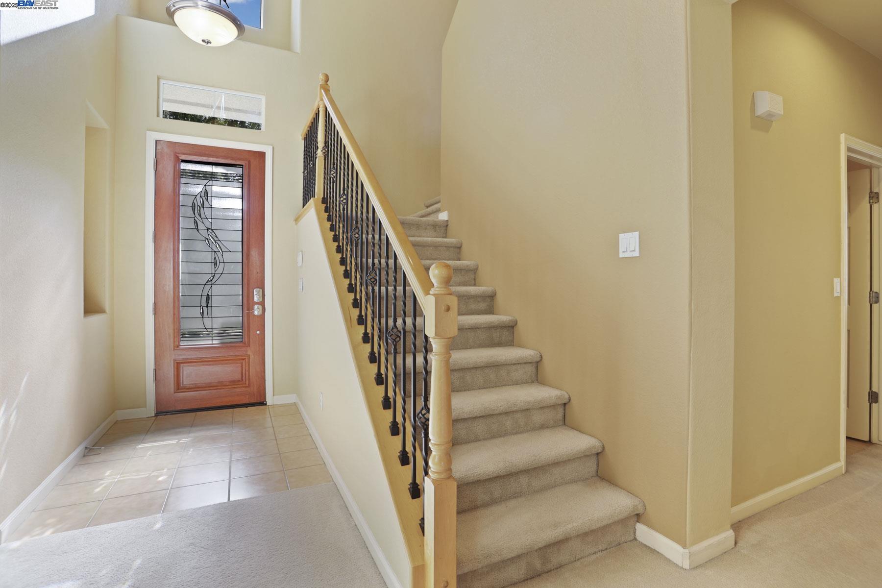 Detail Gallery Image 19 of 57 For 1962 Fountain Square Ave, Manteca,  CA 95337 - 5 Beds | 3/1 Baths