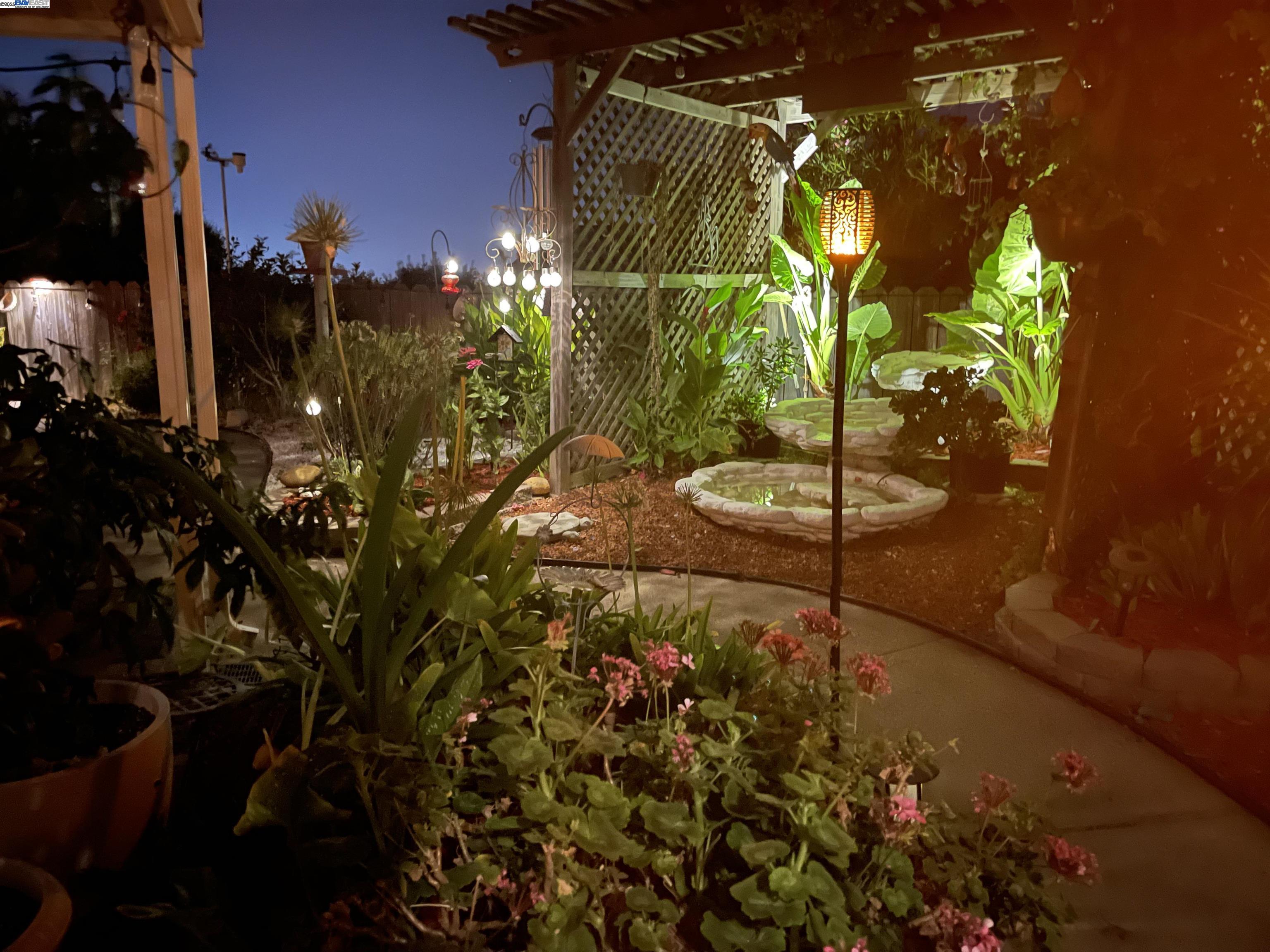 Detail Gallery Image 33 of 37 For 2929 Bluebonnet Ct, Antioch,  CA 94531 - 4 Beds | 2 Baths