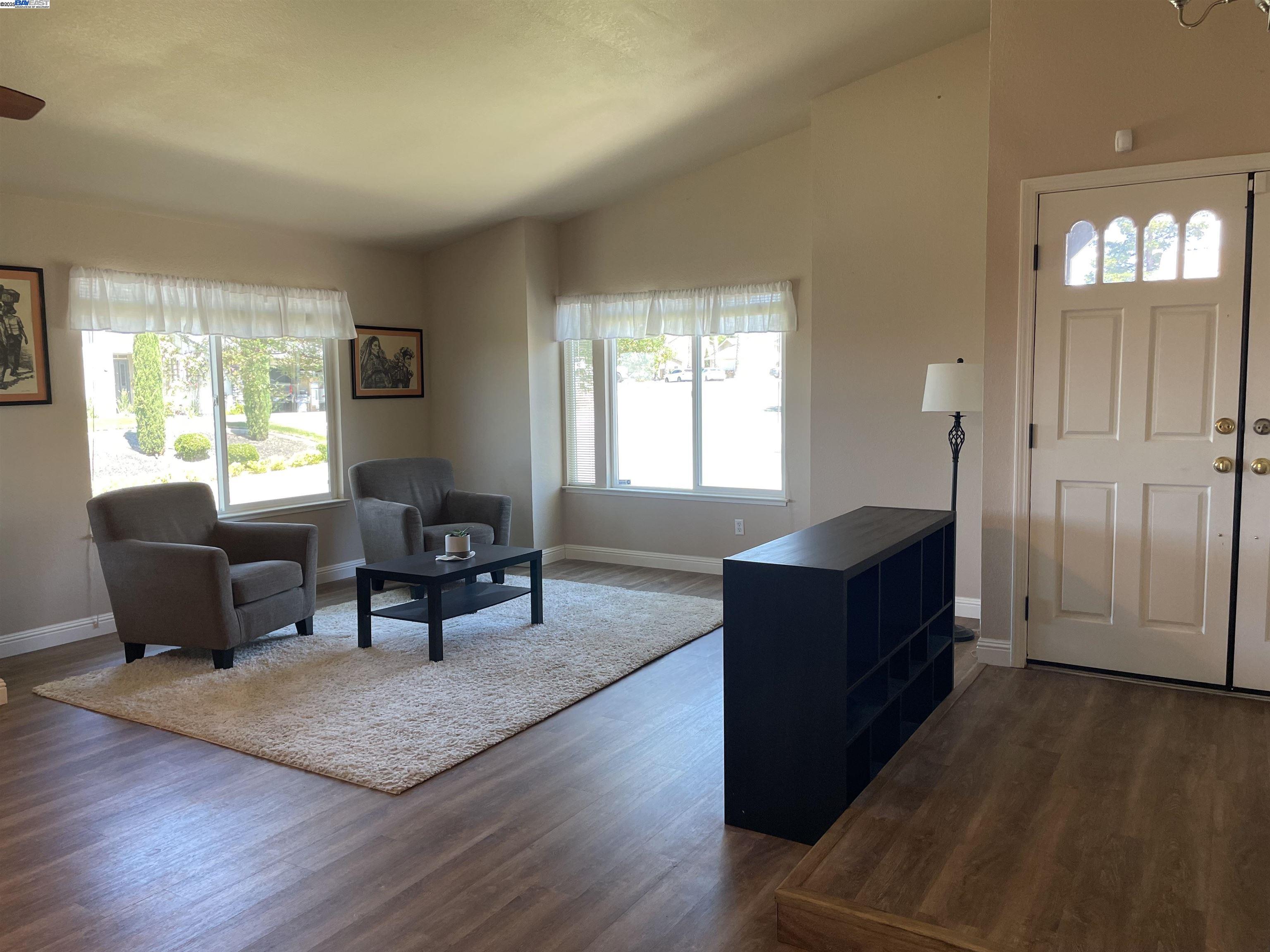 Detail Gallery Image 5 of 37 For 2929 Bluebonnet Ct, Antioch,  CA 94531 - 4 Beds | 2 Baths