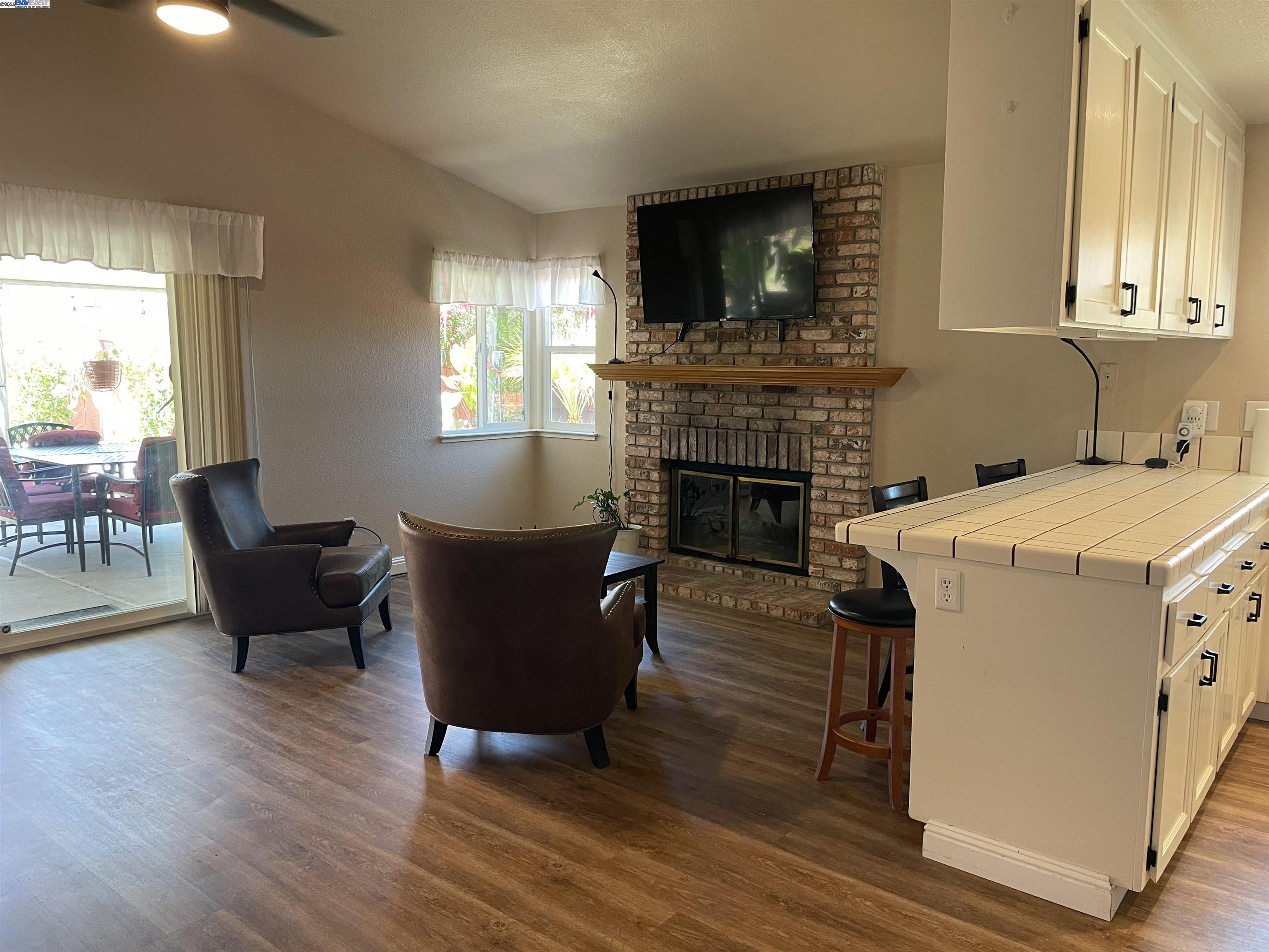 Detail Gallery Image 7 of 37 For 2929 Bluebonnet Ct, Antioch,  CA 94531 - 4 Beds | 2 Baths