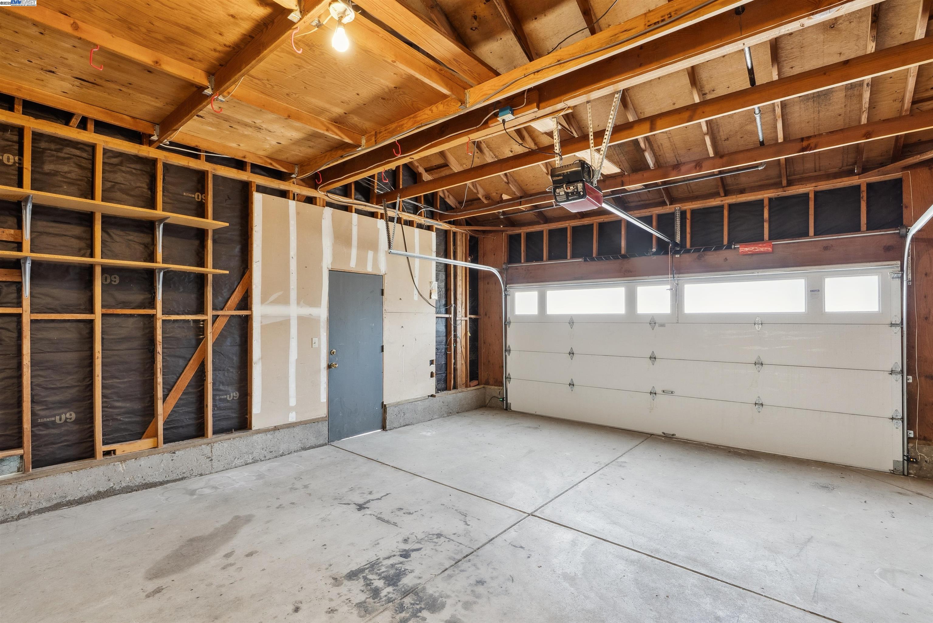 Detail Gallery Image 16 of 20 For 1116 Vista Point Ln, Concord,  CA 94521 - 4 Beds | 2/1 Baths