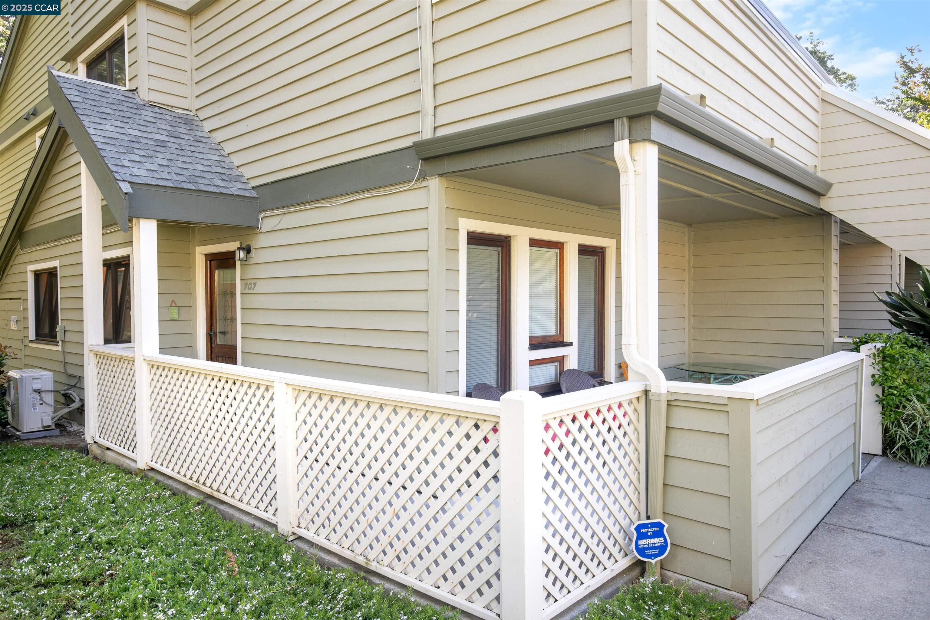 Photo #2: 41104465 Listing 