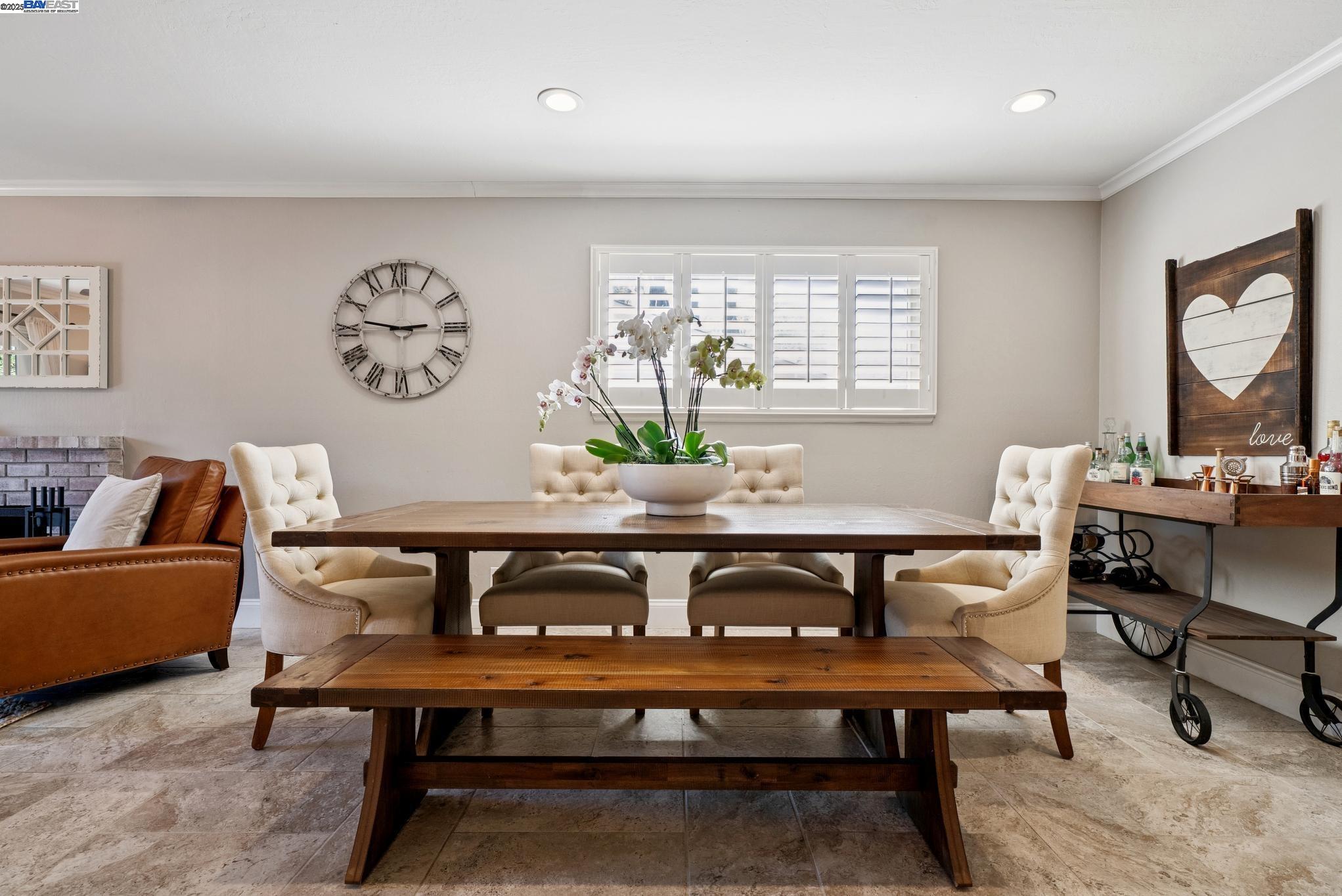 Detail Gallery Image 11 of 44 For 2970 Frayne Lane, Concord,  CA 94518 - 3 Beds | 2 Baths
