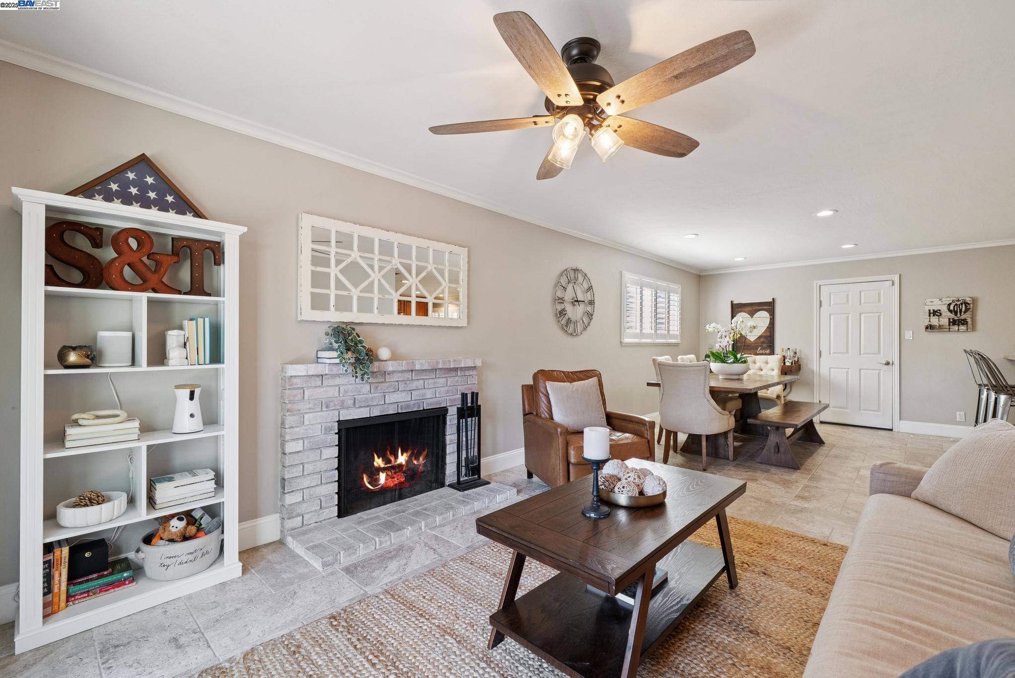 Detail Gallery Image 19 of 44 For 2970 Frayne Lane, Concord,  CA 94518 - 3 Beds | 2 Baths