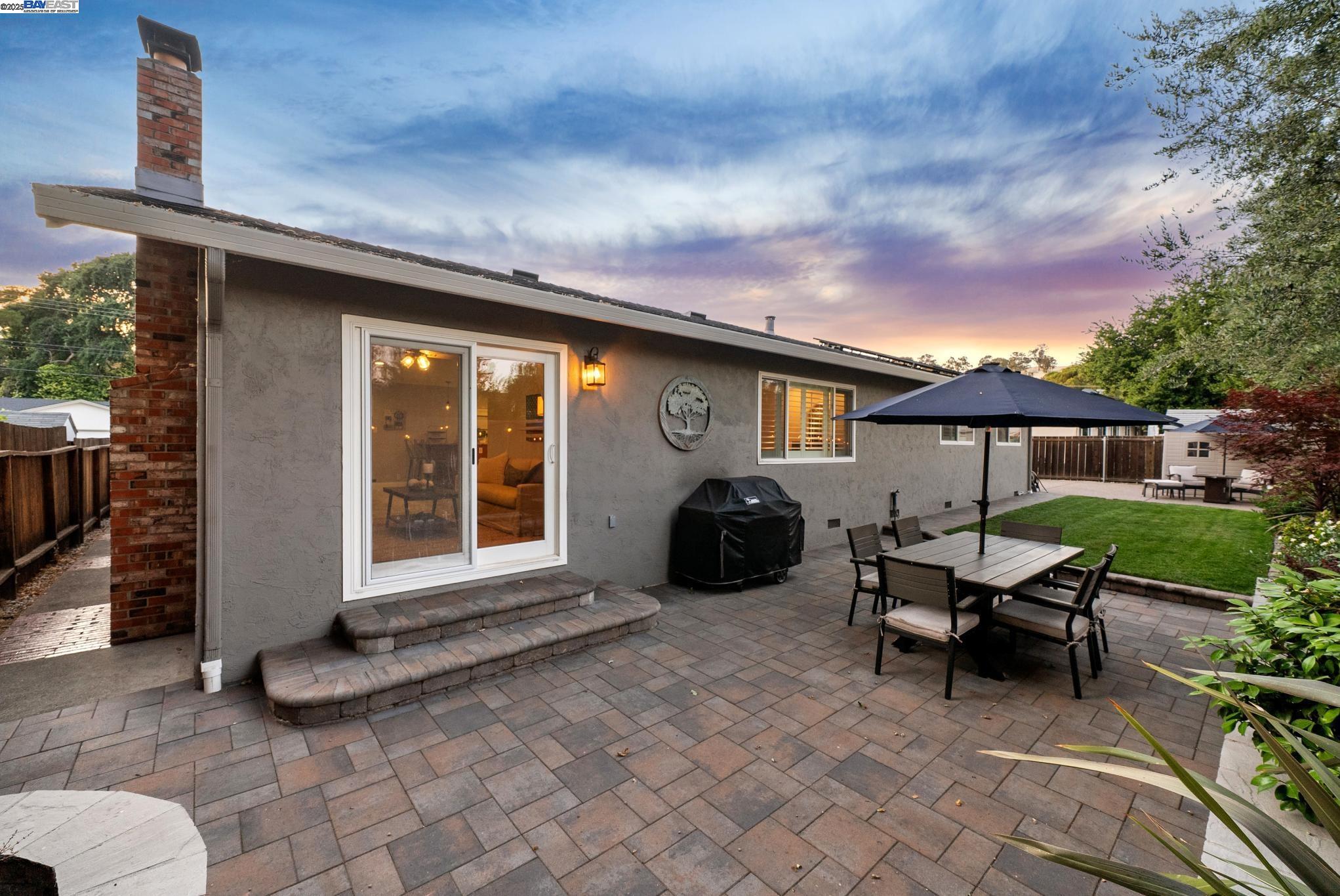 Detail Gallery Image 36 of 44 For 2970 Frayne Lane, Concord,  CA 94518 - 3 Beds | 2 Baths