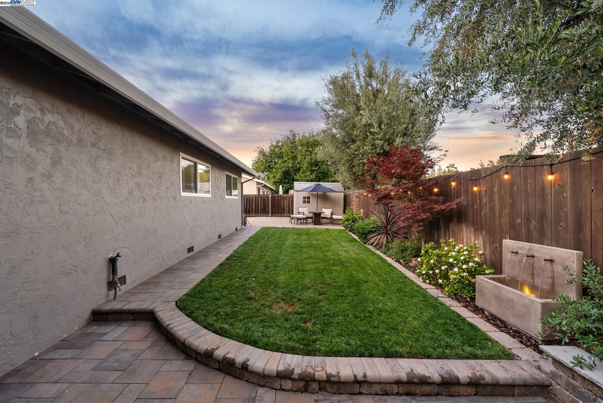 Detail Gallery Image 39 of 44 For 2970 Frayne Lane, Concord,  CA 94518 - 3 Beds | 2 Baths