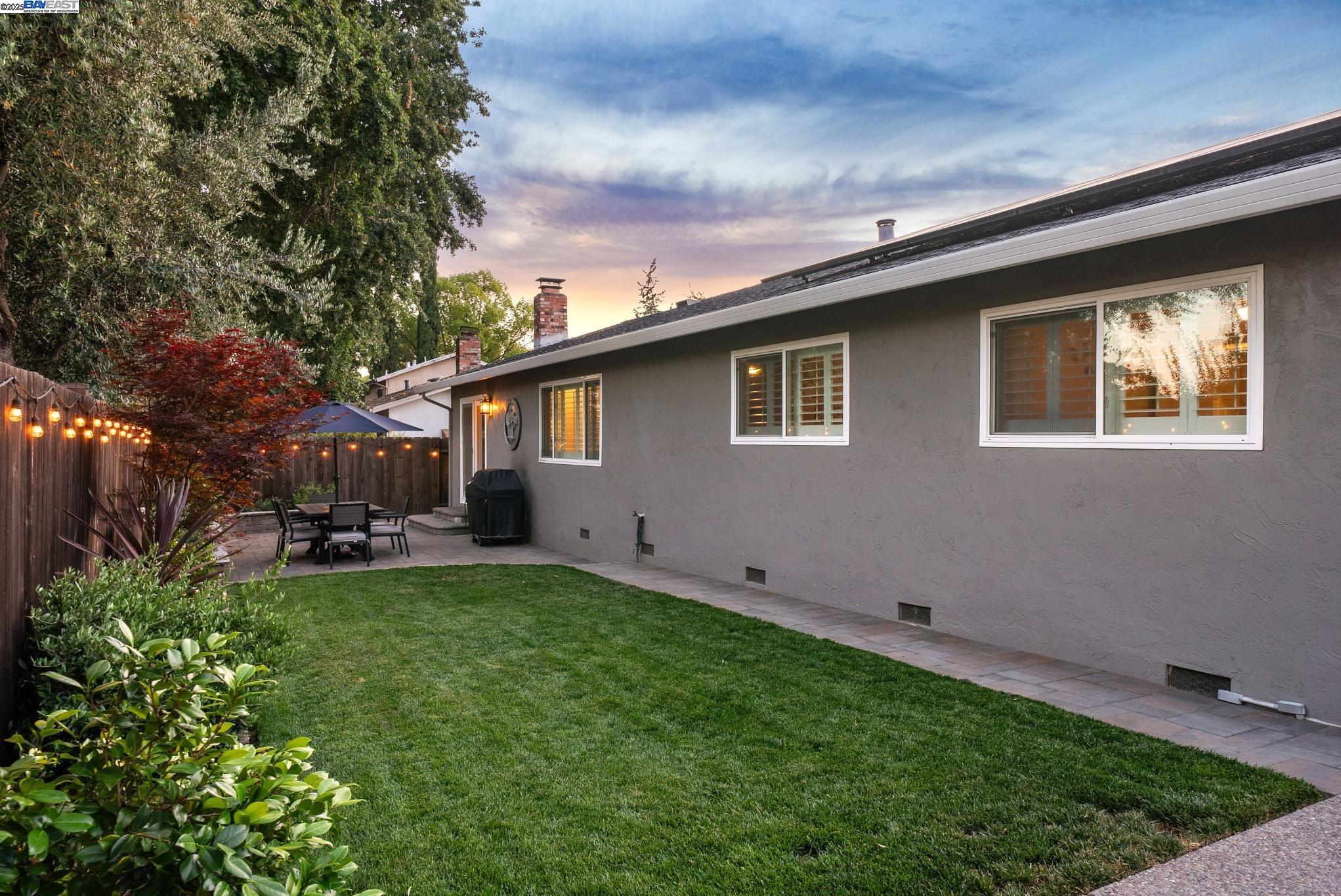 Detail Gallery Image 40 of 44 For 2970 Frayne Lane, Concord,  CA 94518 - 3 Beds | 2 Baths