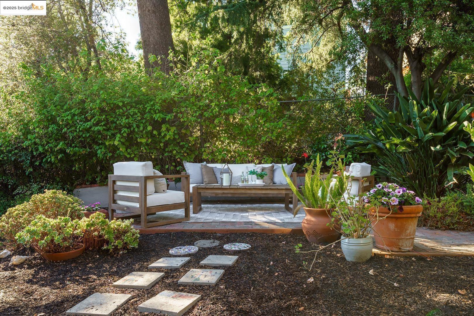 Detail Gallery Image 36 of 40 For 4191 Fruitvale, Oakland,  CA 94602 - 4 Beds | 3 Baths