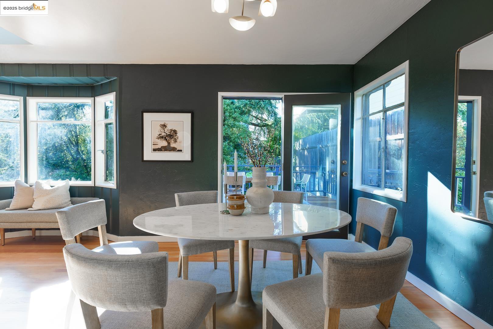 Detail Gallery Image 8 of 40 For 4191 Fruitvale, Oakland,  CA 94602 - 4 Beds | 3 Baths