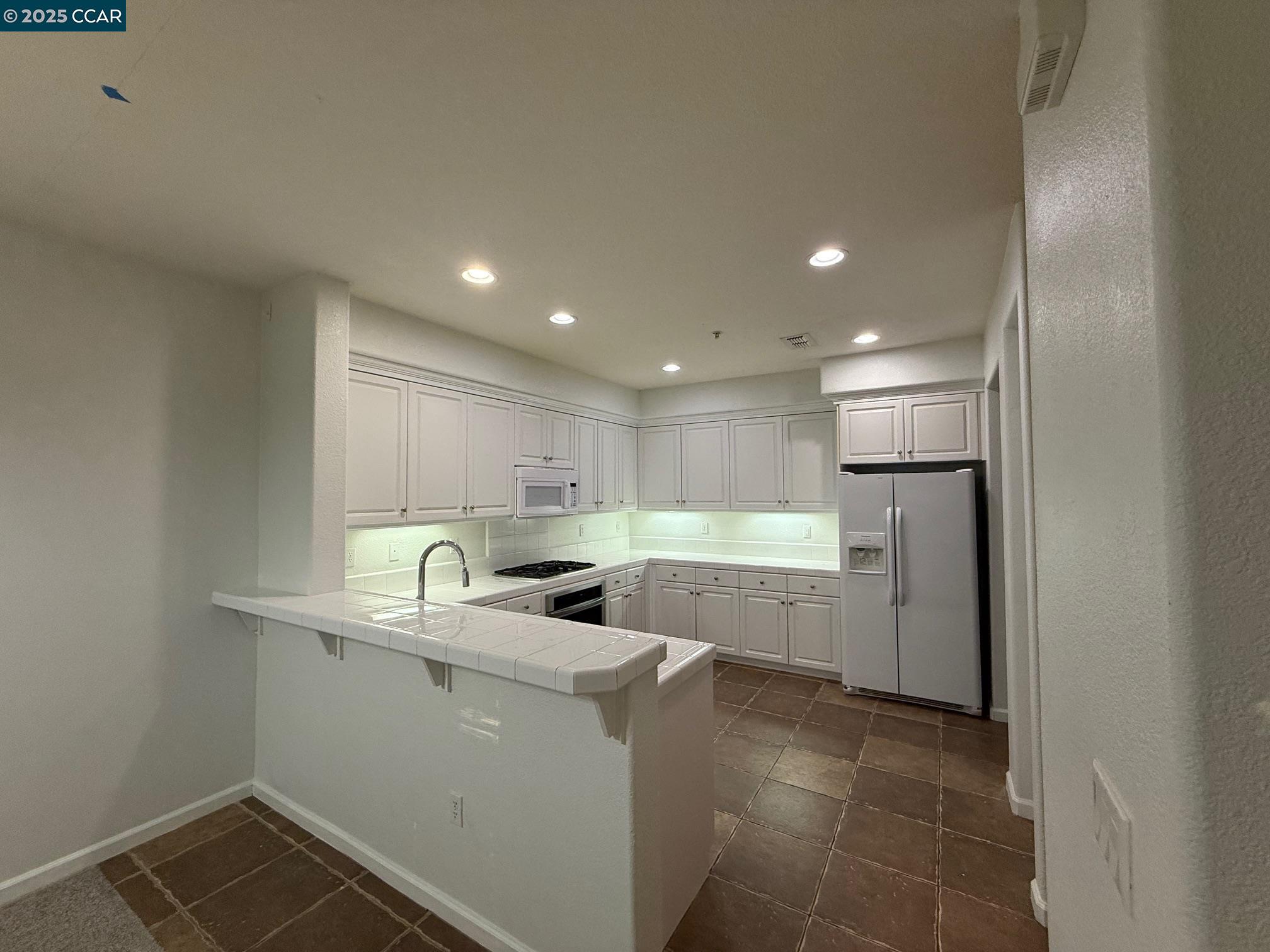 Detail Gallery Image 4 of 14 For 2312 Joree Ln, San Ramon,  CA 94582 - 3 Beds | 2/1 Baths