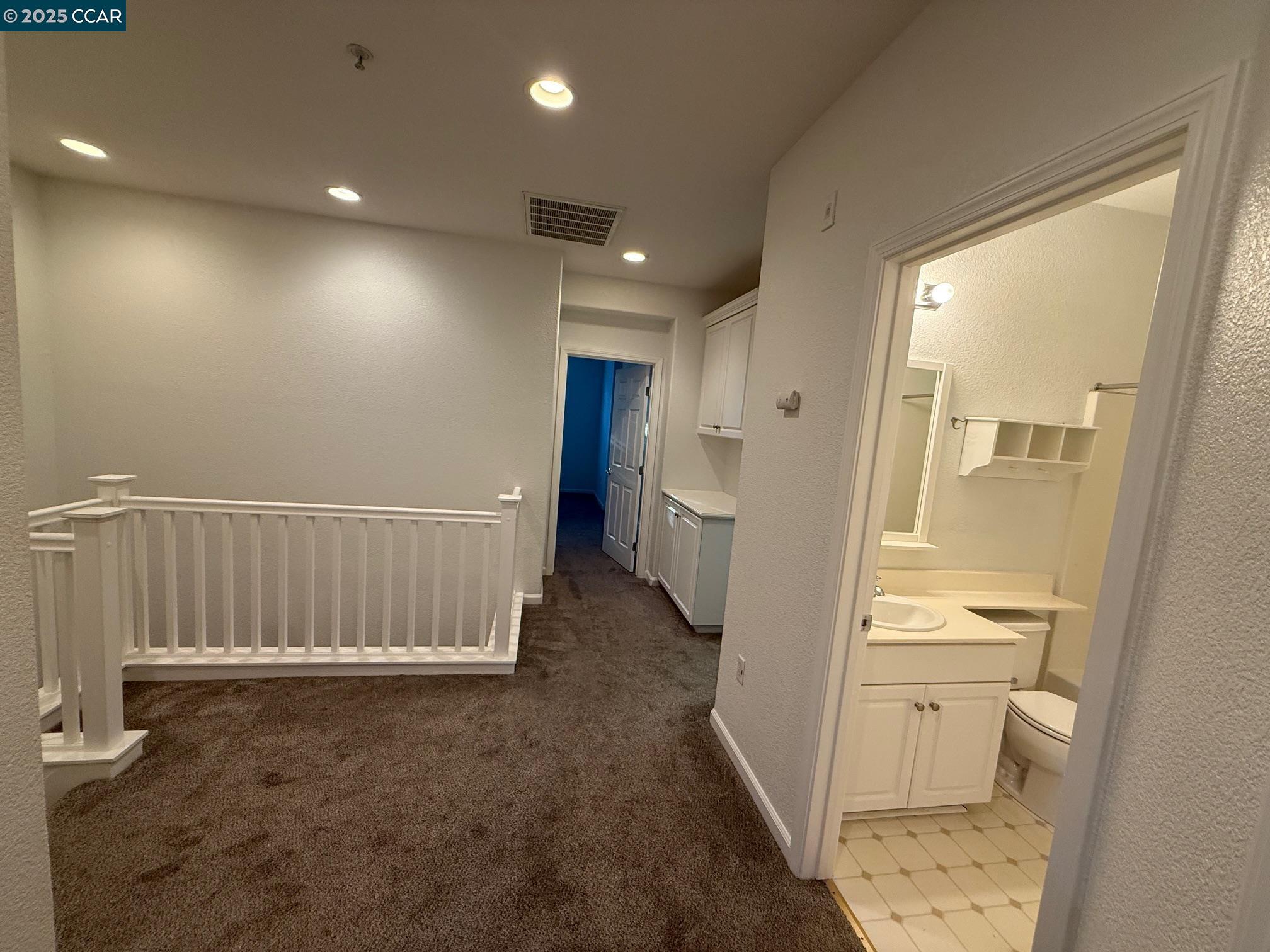 Detail Gallery Image 6 of 14 For 2312 Joree Ln, San Ramon,  CA 94582 - 3 Beds | 2/1 Baths