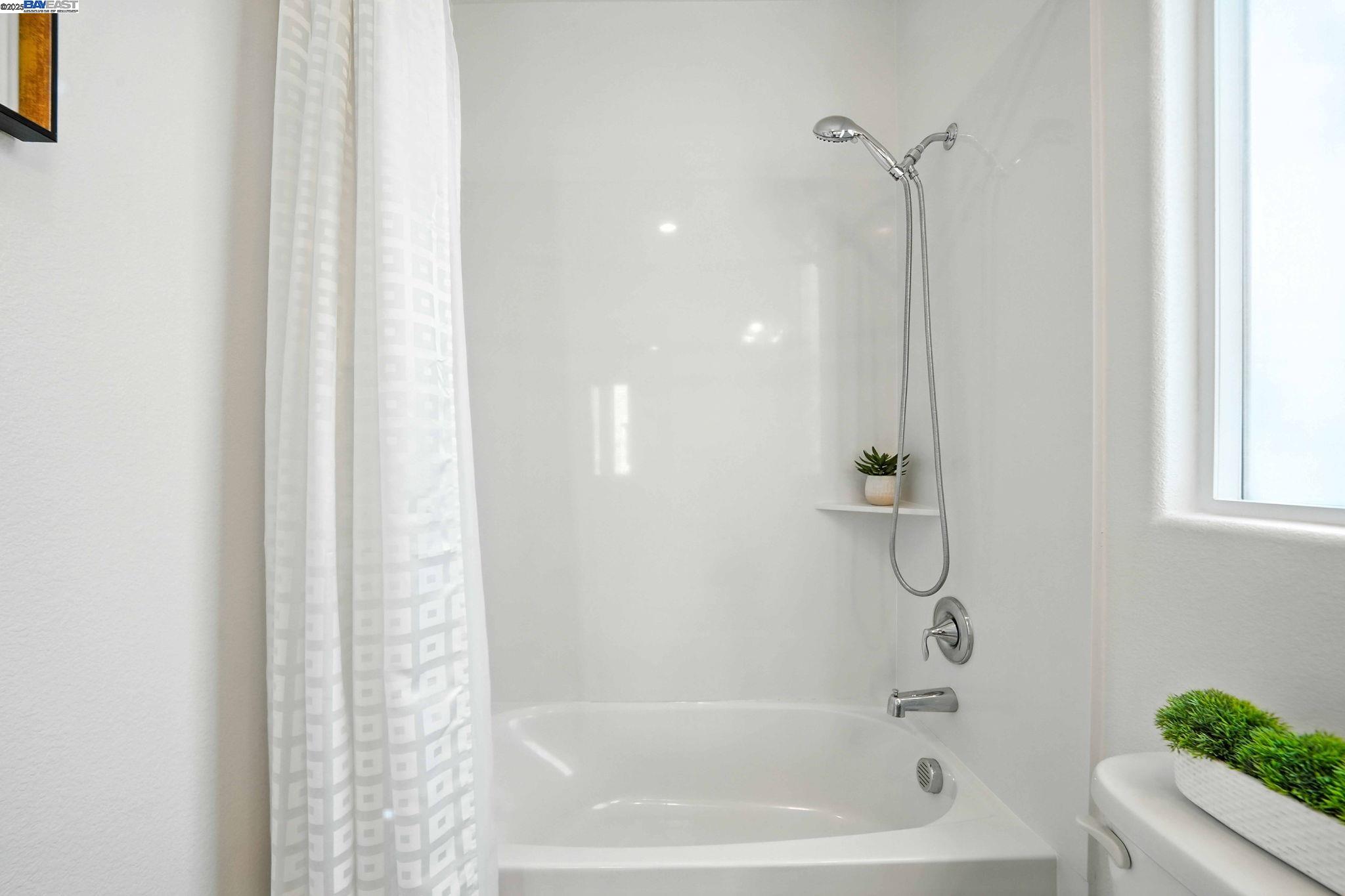 Photo #23: 41104470 Listing: Photo #23