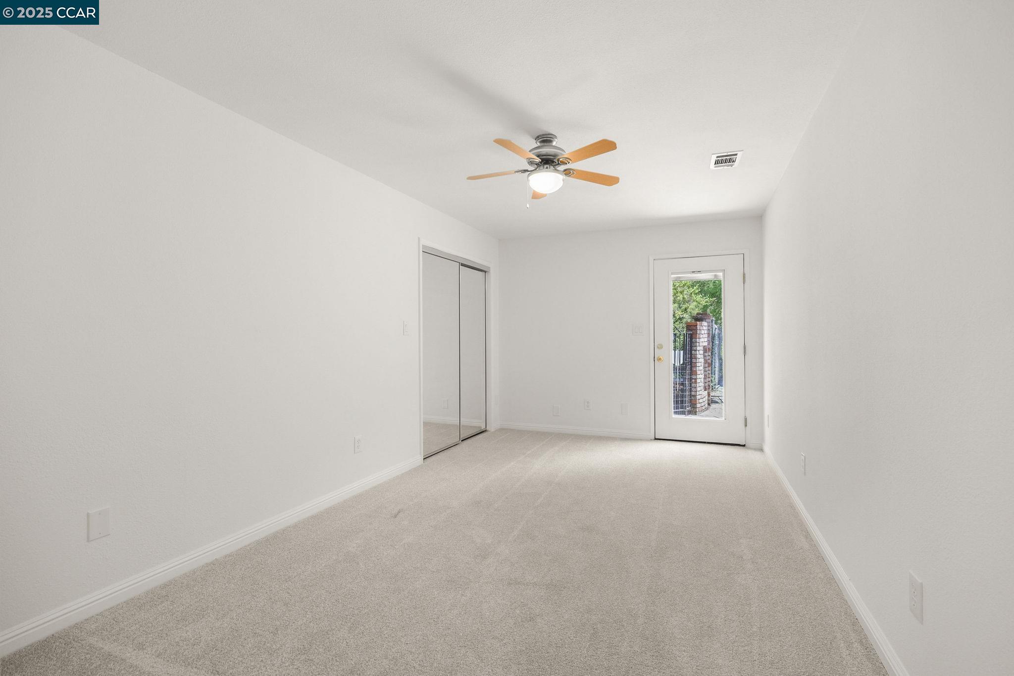 Detail Gallery Image 32 of 41 For 5550 Cold Water Drive, Castro Valley,  CA 94552 - 5 Beds | 3/1 Baths