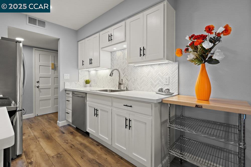 Photo #4: 41104475 Listing 
