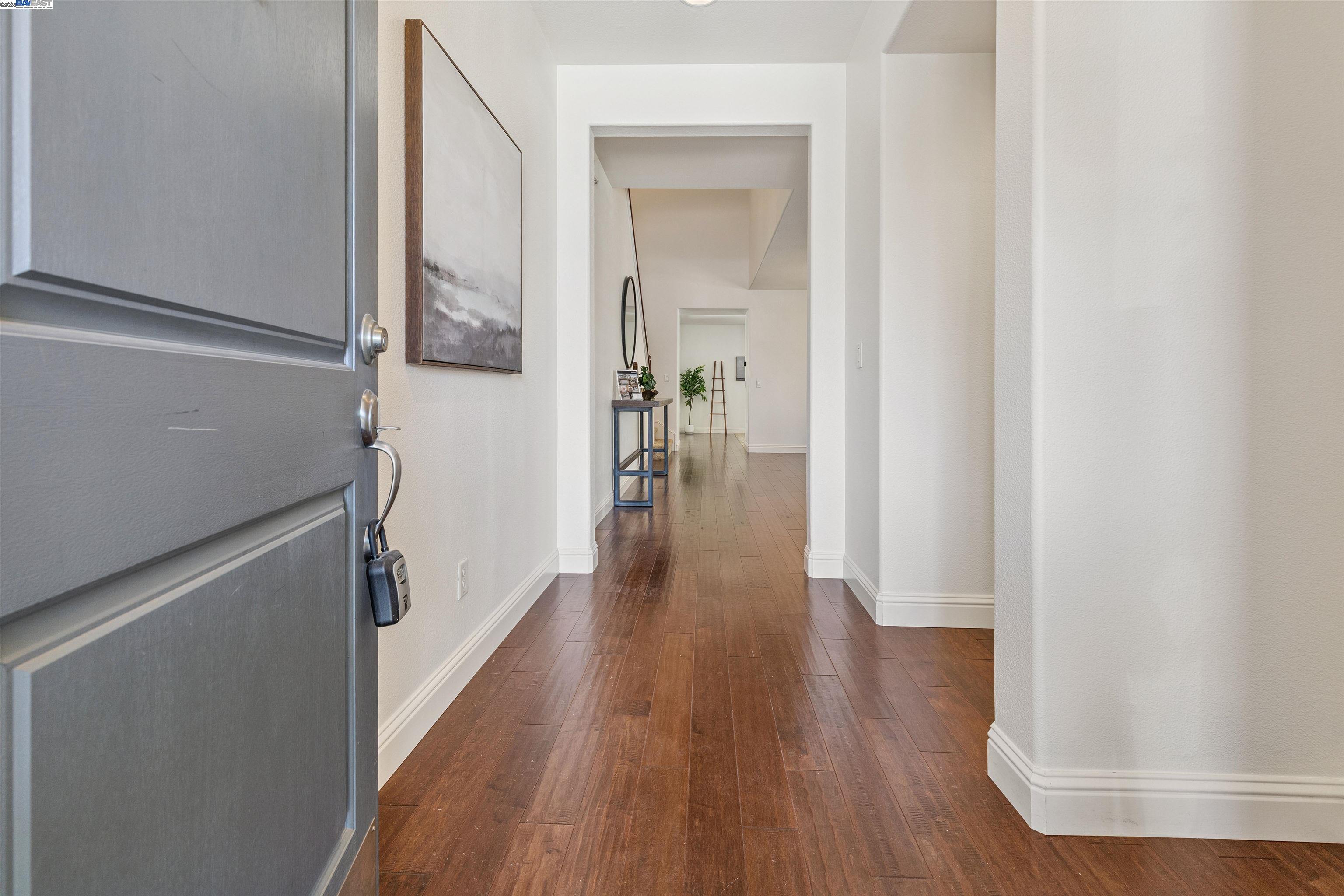 Detail Gallery Image 21 of 51 For 2114 Ranch View Dr, Rocklin,  CA 95765 - 5 Beds | 3 Baths