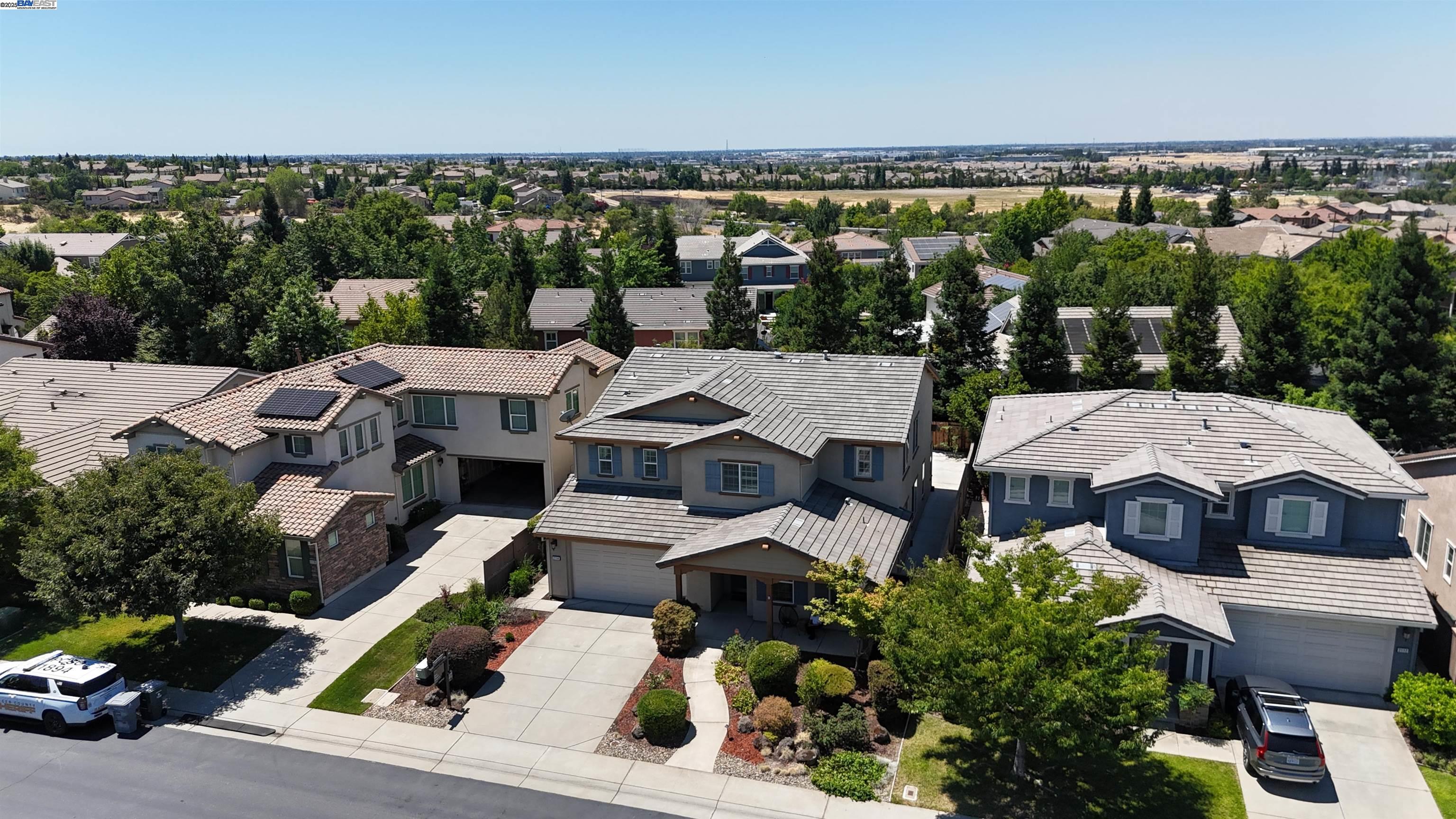 Detail Gallery Image 40 of 51 For 2114 Ranch View Dr, Rocklin,  CA 95765 - 5 Beds | 3 Baths