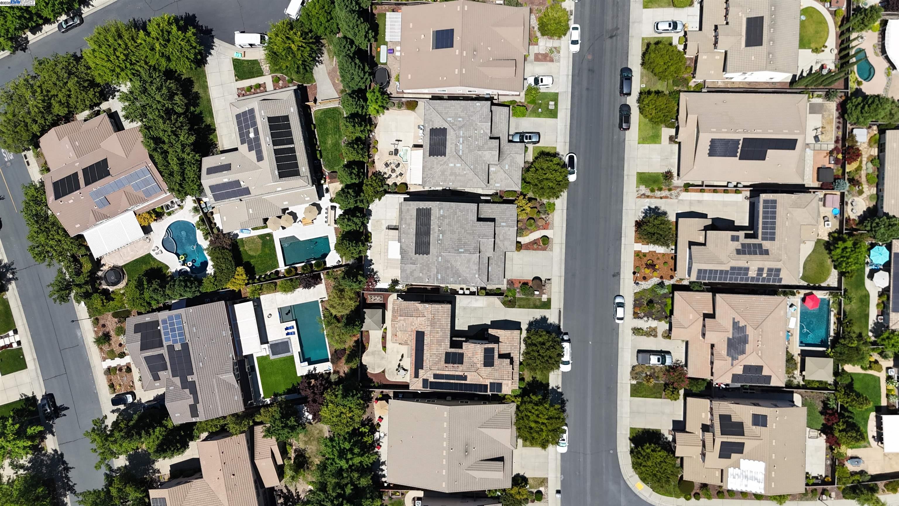 Detail Gallery Image 43 of 51 For 2114 Ranch View Dr, Rocklin,  CA 95765 - 5 Beds | 3 Baths