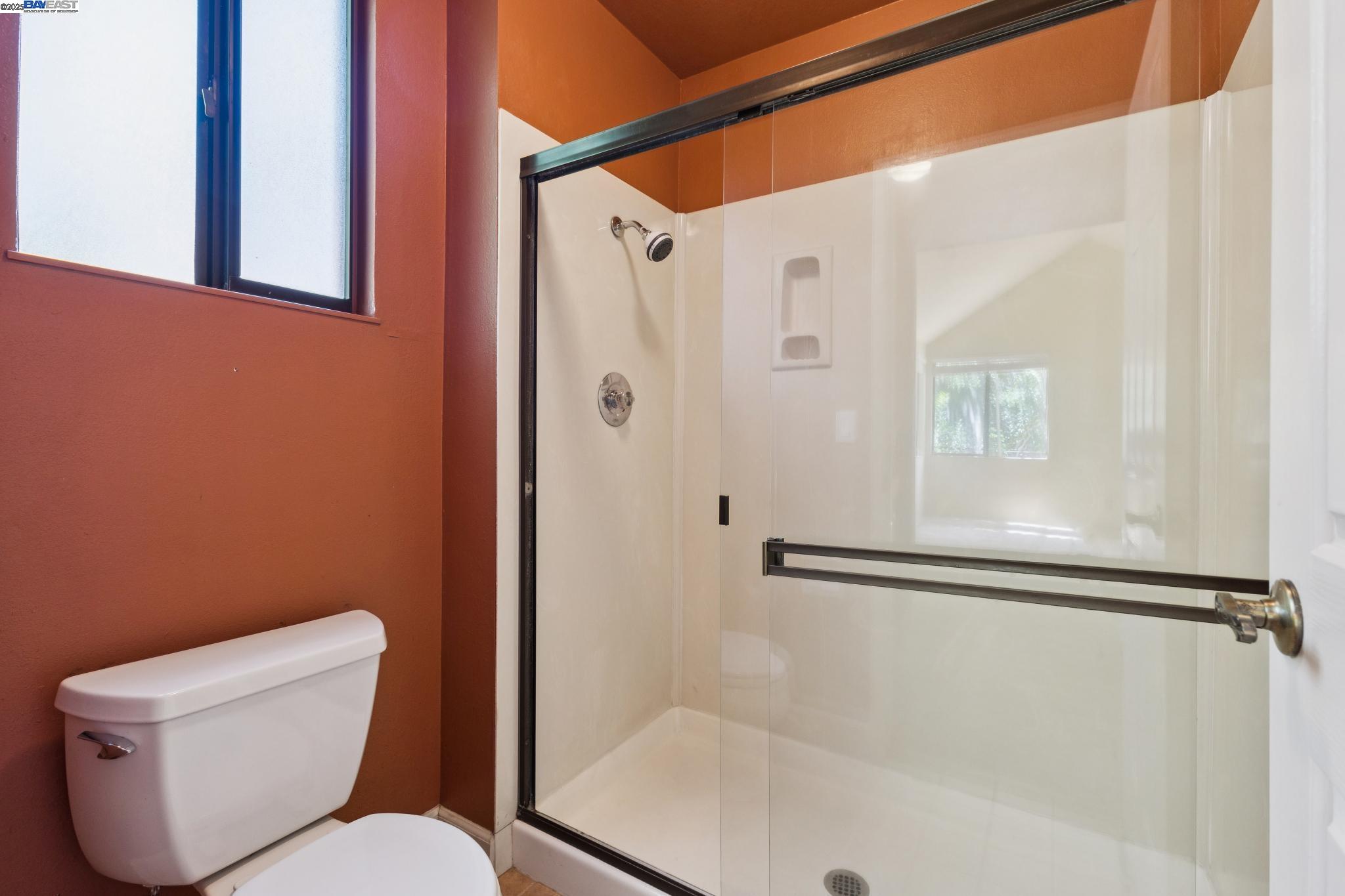 Detail Gallery Image 28 of 46 For 40 Silktree Ct, Danville,  CA 94526 - 3 Beds | 2/1 Baths