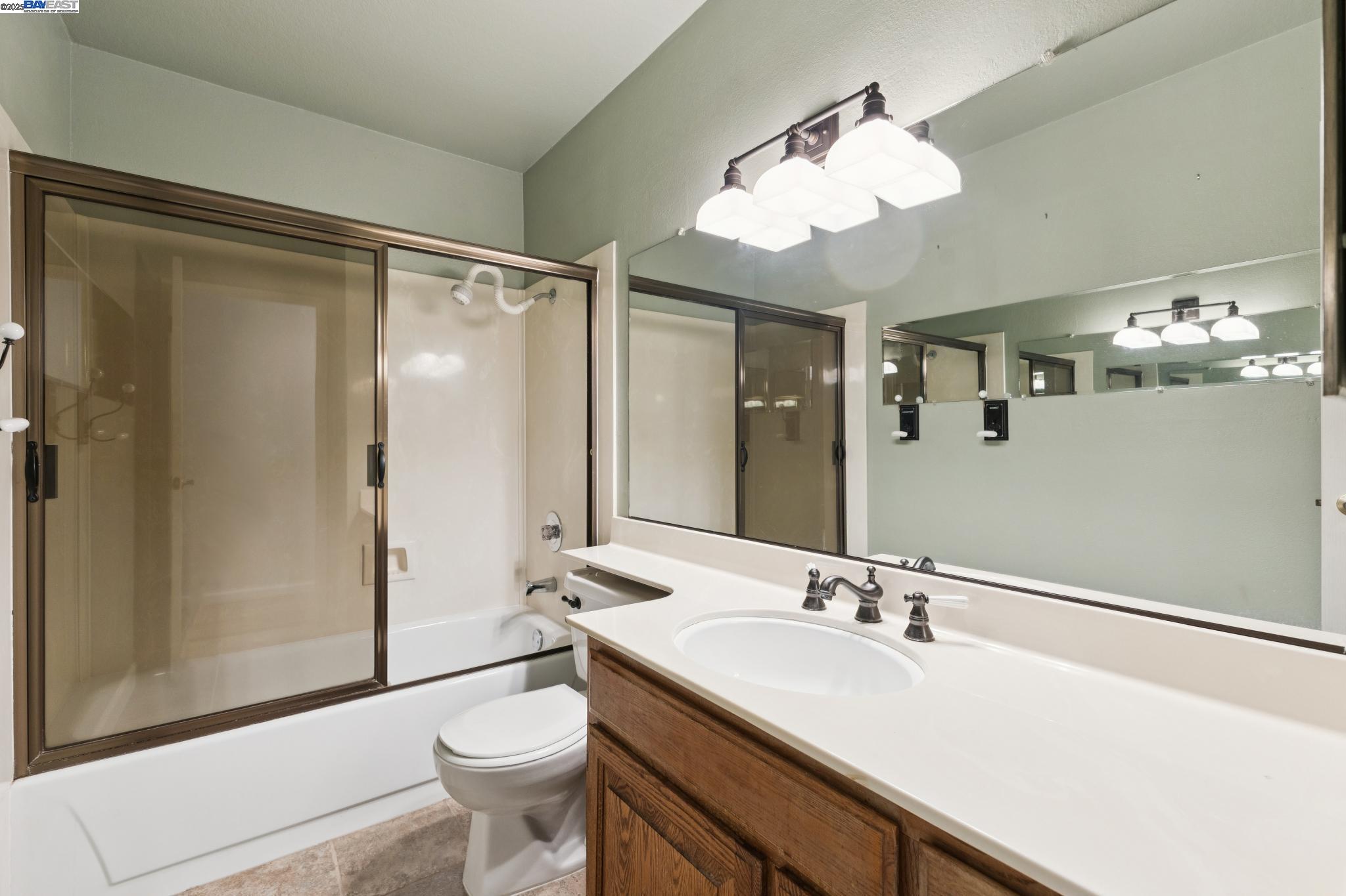 Detail Gallery Image 30 of 46 For 40 Silktree Ct, Danville,  CA 94526 - 3 Beds | 2/1 Baths