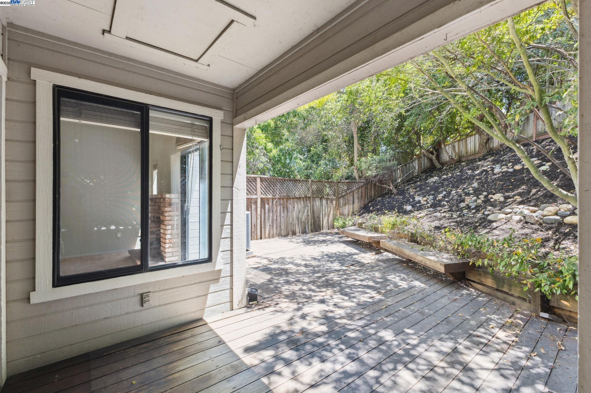 Detail Gallery Image 38 of 46 For 40 Silktree Ct, Danville,  CA 94526 - 3 Beds | 2/1 Baths