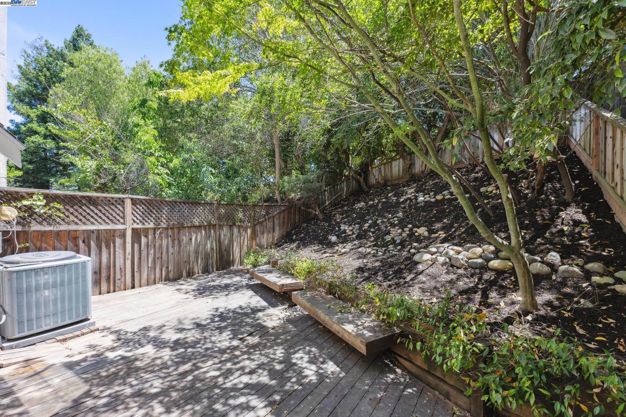 Detail Gallery Image 44 of 46 For 40 Silktree Ct, Danville,  CA 94526 - 3 Beds | 2/1 Baths