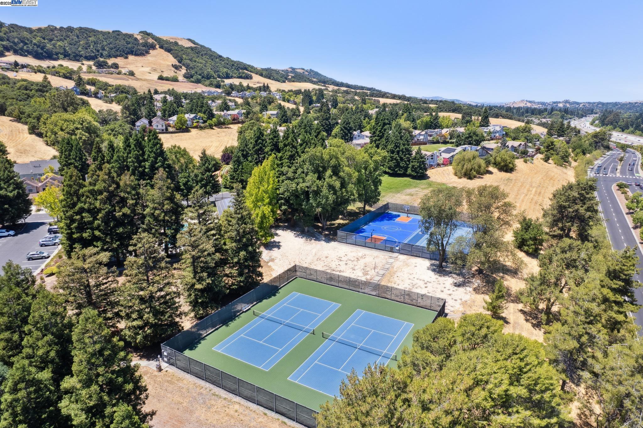 Detail Gallery Image 46 of 46 For 40 Silktree Ct, Danville,  CA 94526 - 3 Beds | 2/1 Baths