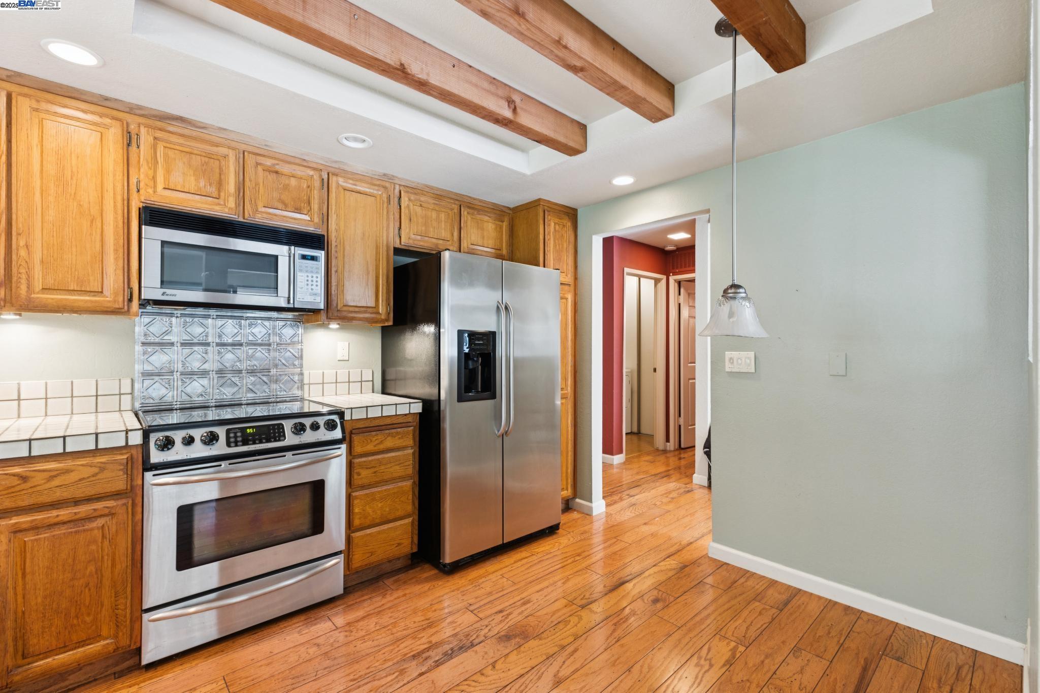 Detail Gallery Image 7 of 46 For 40 Silktree Ct, Danville,  CA 94526 - 3 Beds | 2/1 Baths